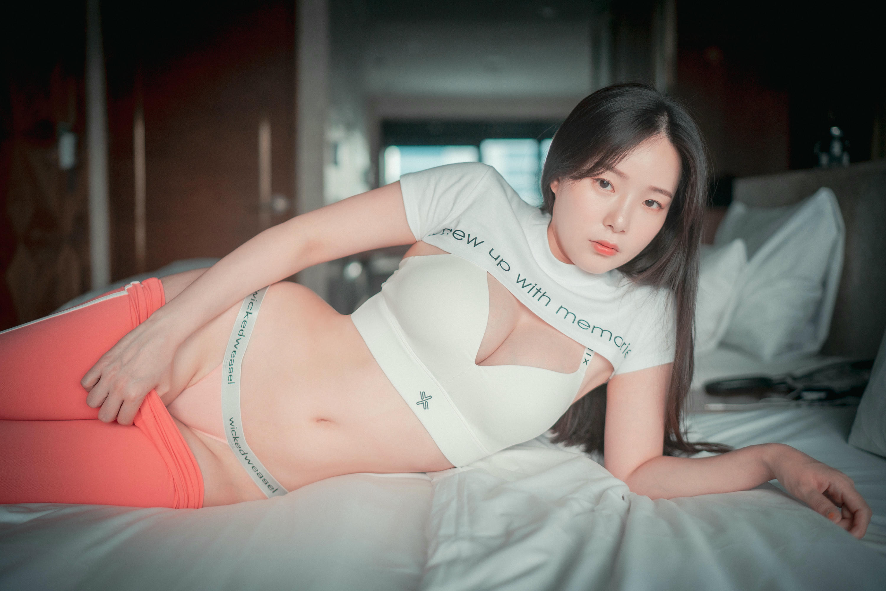 韩国美女-Pia (피아) - NO.030 [DJAWA] Loose and Tight Salmon Pink [61P-764MB]_第2集