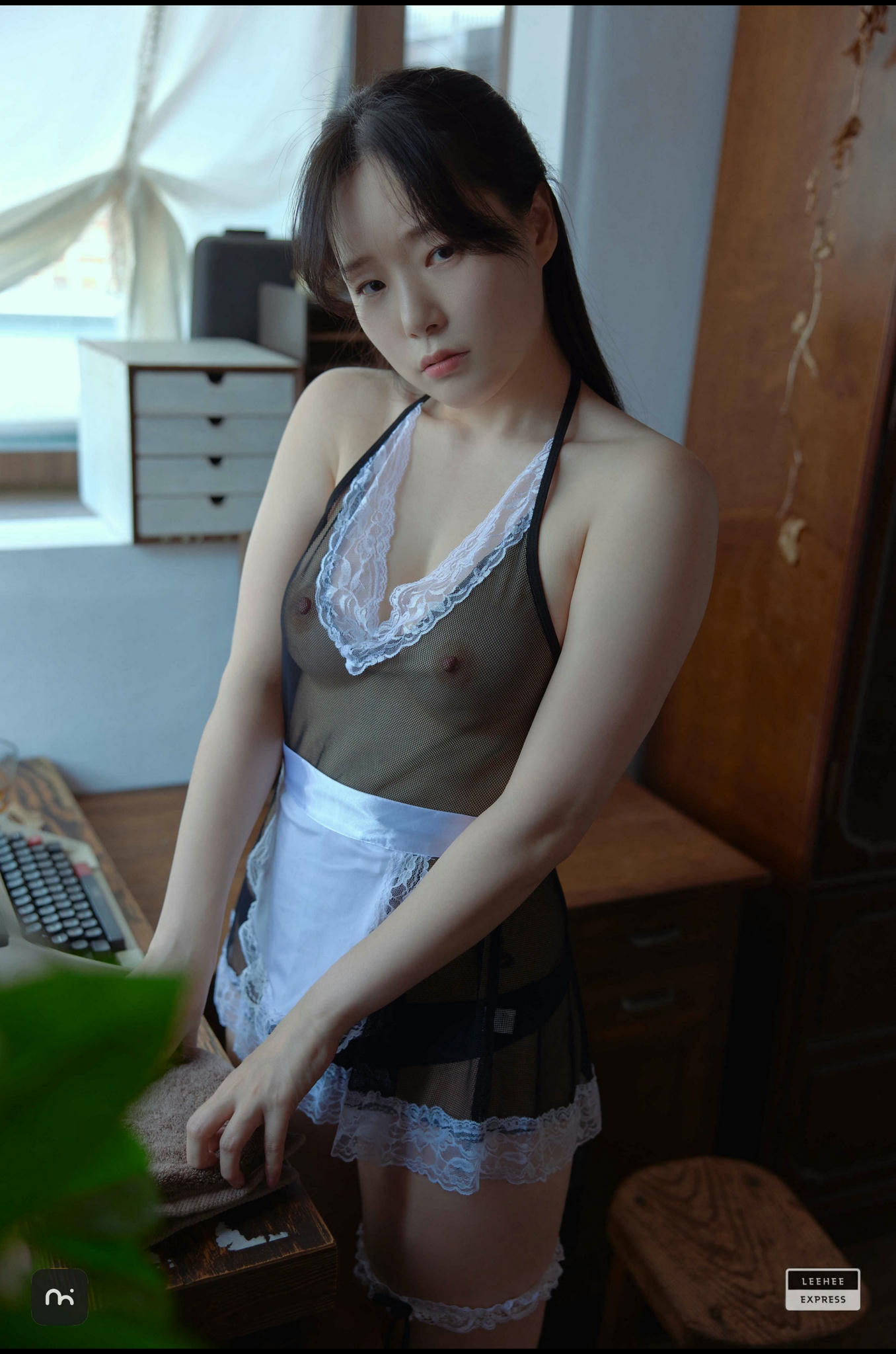 韩国美女-Pia (피아) NO.075 LEEHEE EXPRESS LEHC-250A Sir.Bean [62P-235MB]_第2集