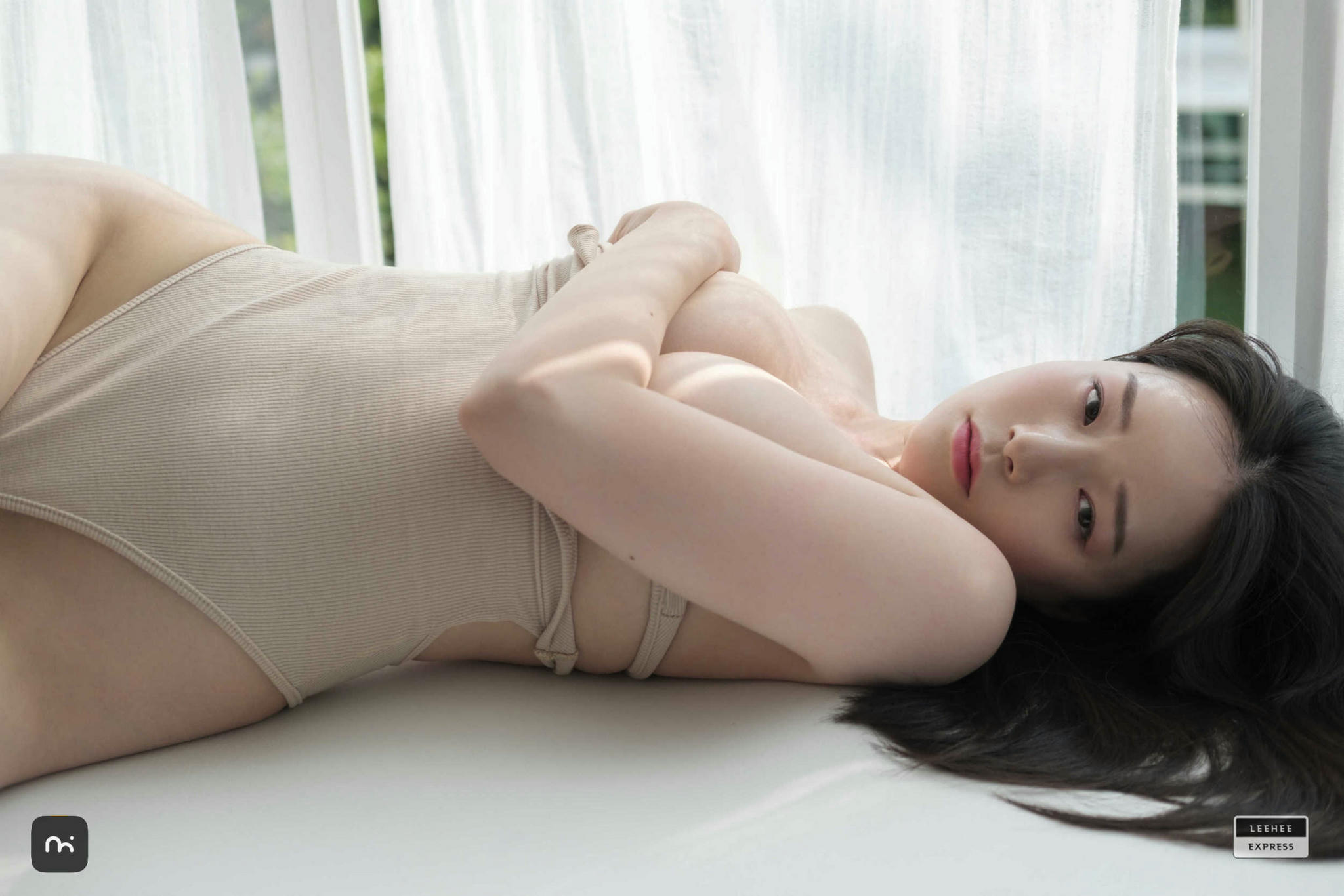 韩国美女-Pia (피아) NO.078 LEEHEE EXPRESS LEBE-242 Sir.Bean (피아) [72P 230MB]_第2集
