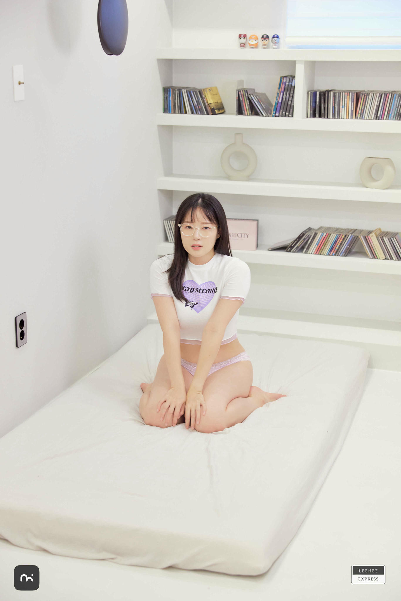 韩国美女-Pia (피아) NO.079 LEEHEE EXPRESS LEHF 252 Sir.Bean (피아) [70P 281MB]_第1集