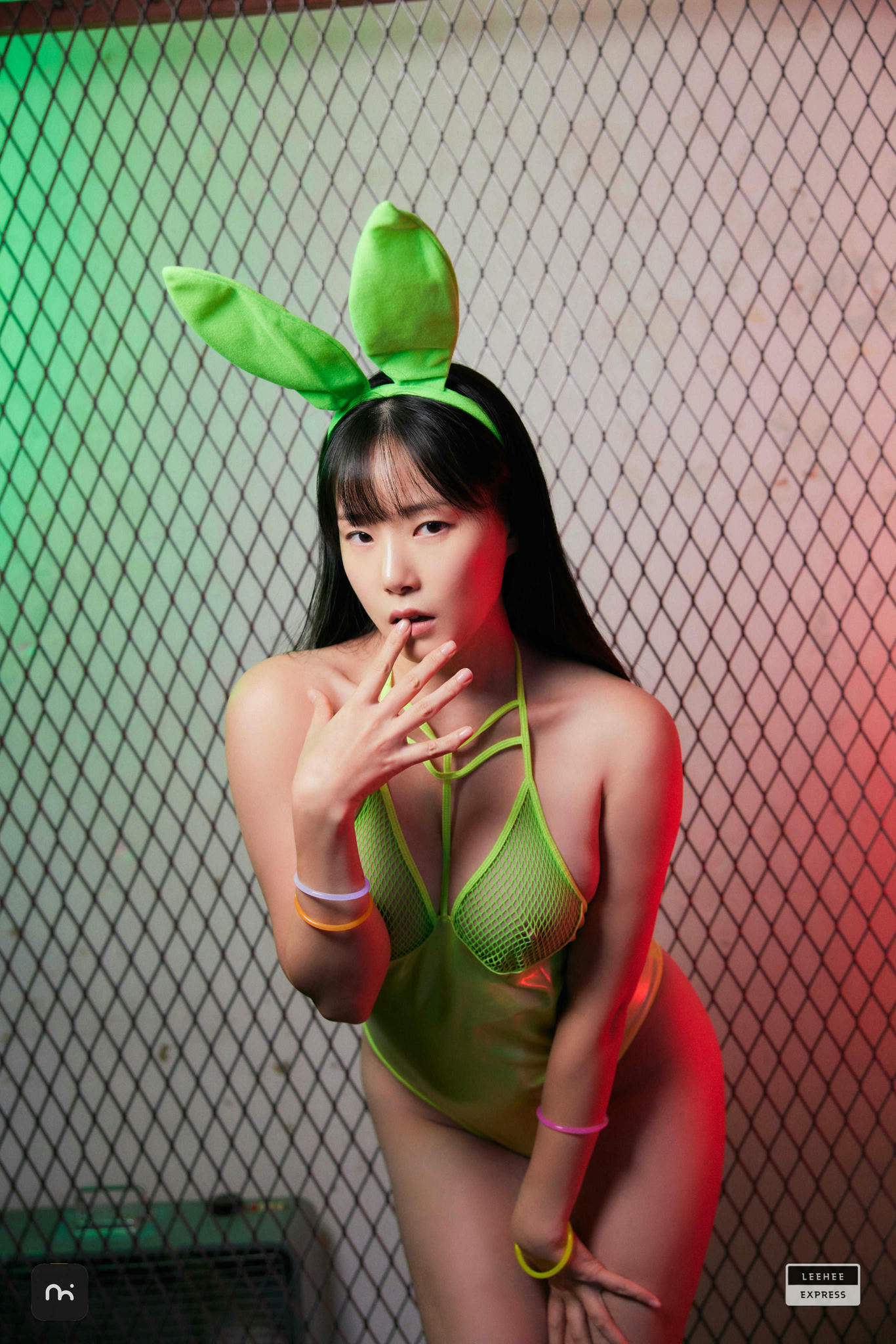 韩国美女-Pia (피아) NO.082 LEEHEE EXPRESS LEHC 261A Sir.Bean (피아) [77P 288MB]_第1集