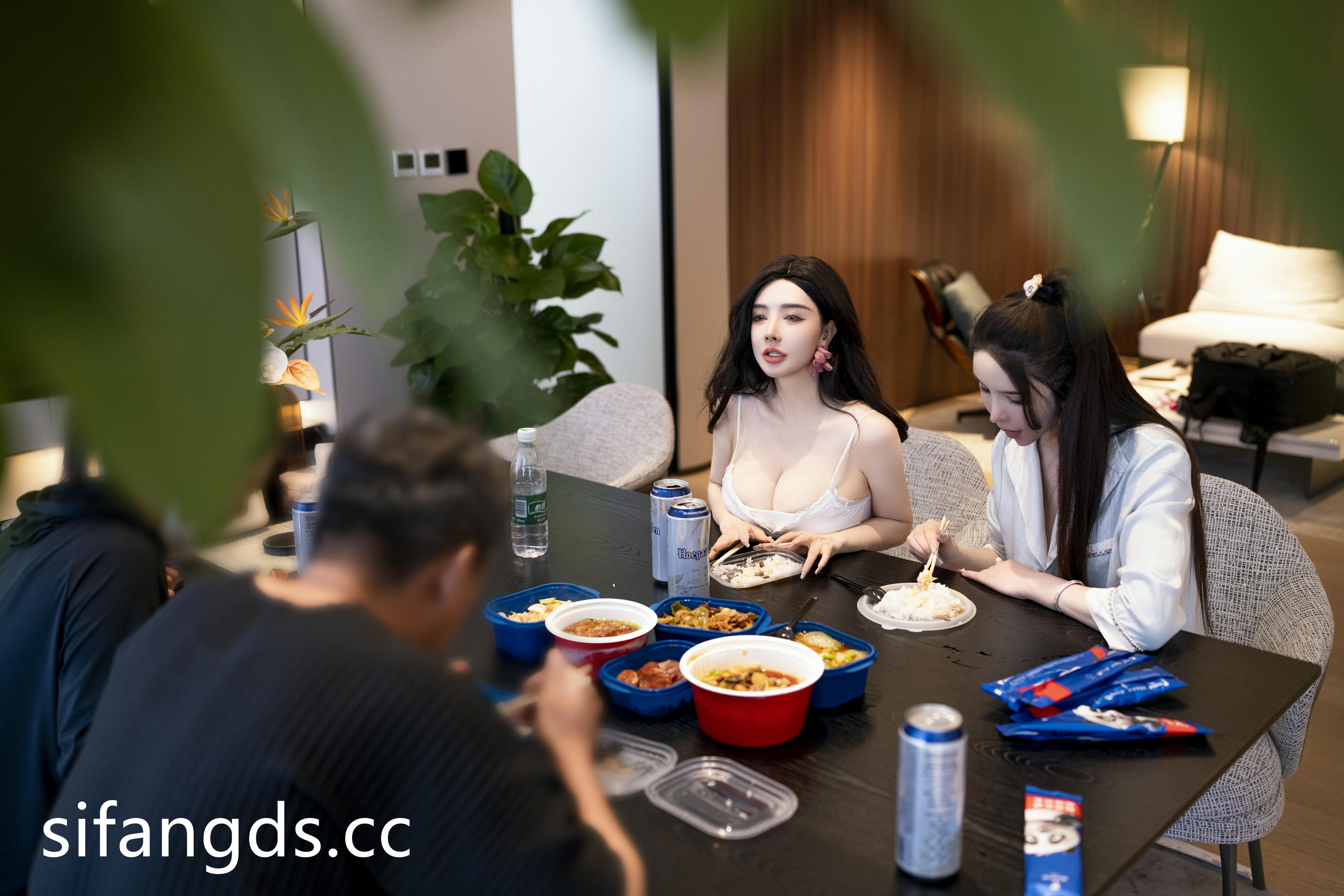 潘娇娇 &李丽莎 拉拉 [91P+9V／2.88GB]_第1集