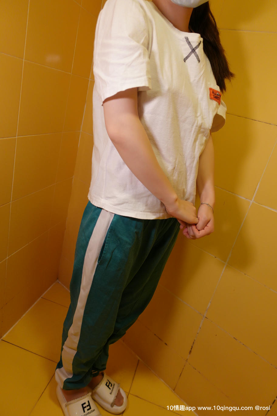 ROSI写真 口罩系列 2019.07.15 NO.1128[60+1P45M]_第1集