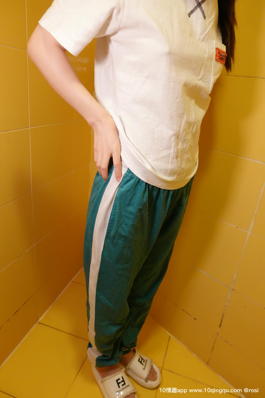 ROSI写真 口罩系列 2019.07.15 NO.1128[60+1P45M]_第1集