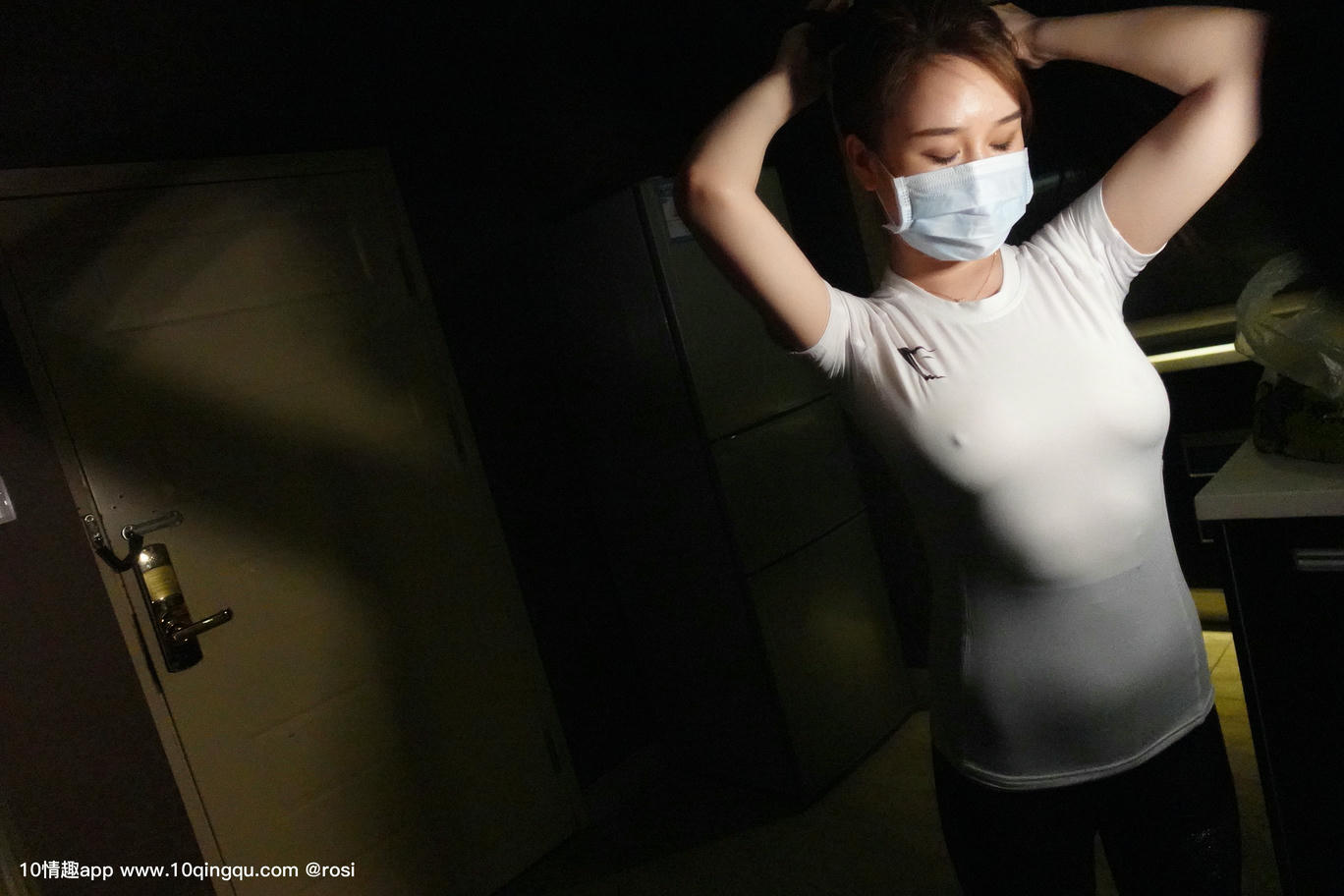 ROSI写真 口罩系列 2019.08.23 NO.1167_第1集