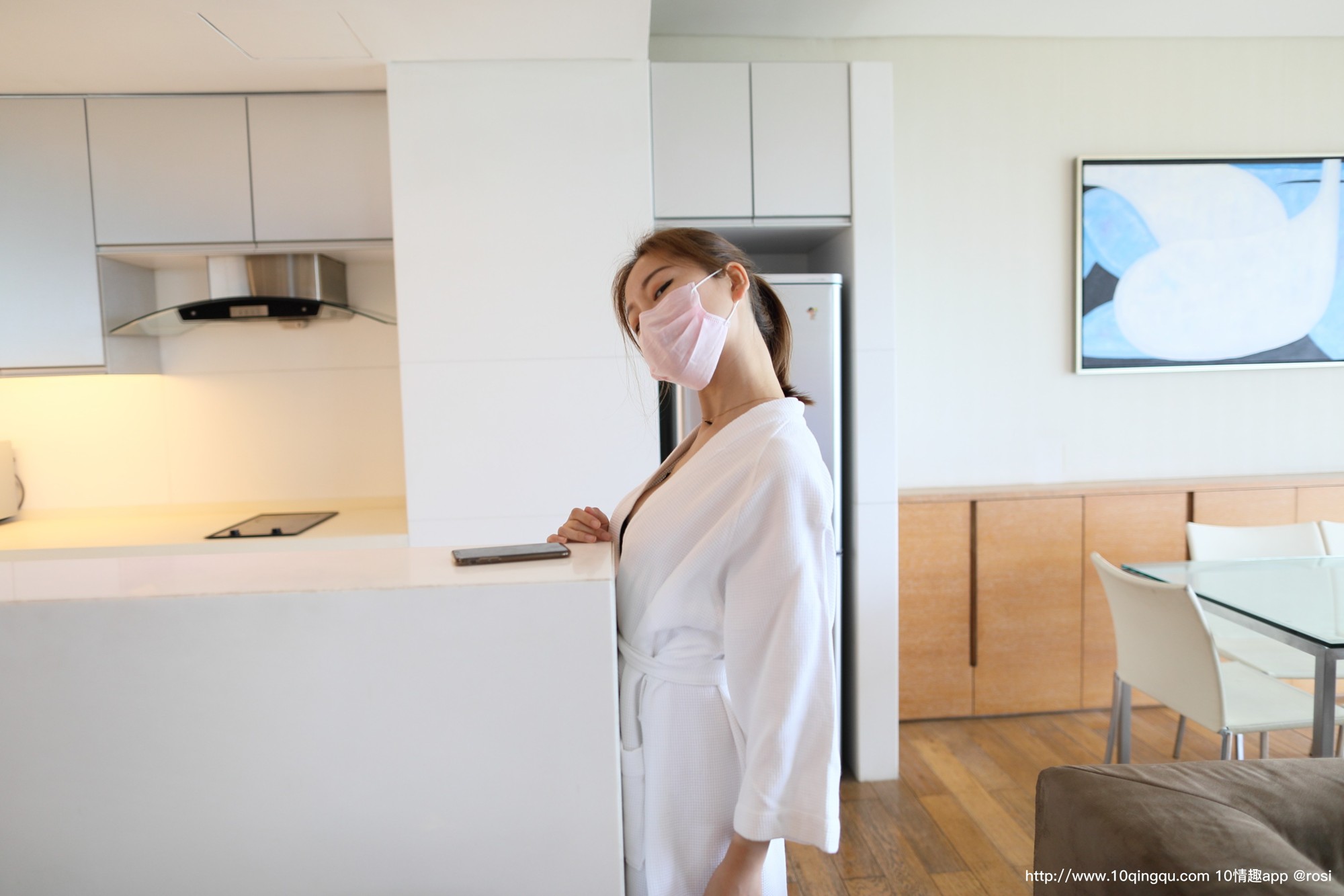 ROSI写真 口罩系列 2020.03.15 NO.1372[18+1P5M]_第1集