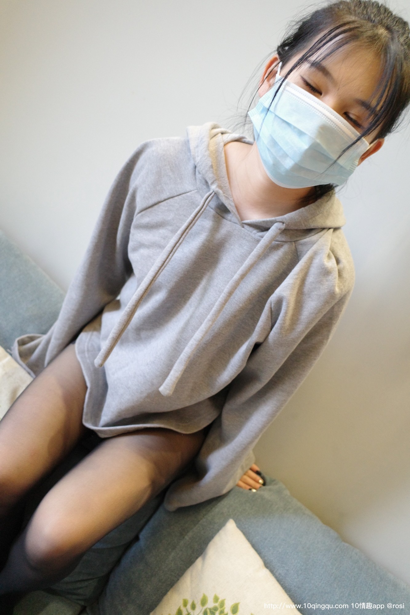 ROSI写真 口罩系列 2020.03.19 NO.1376[78+1P40M]_第1集