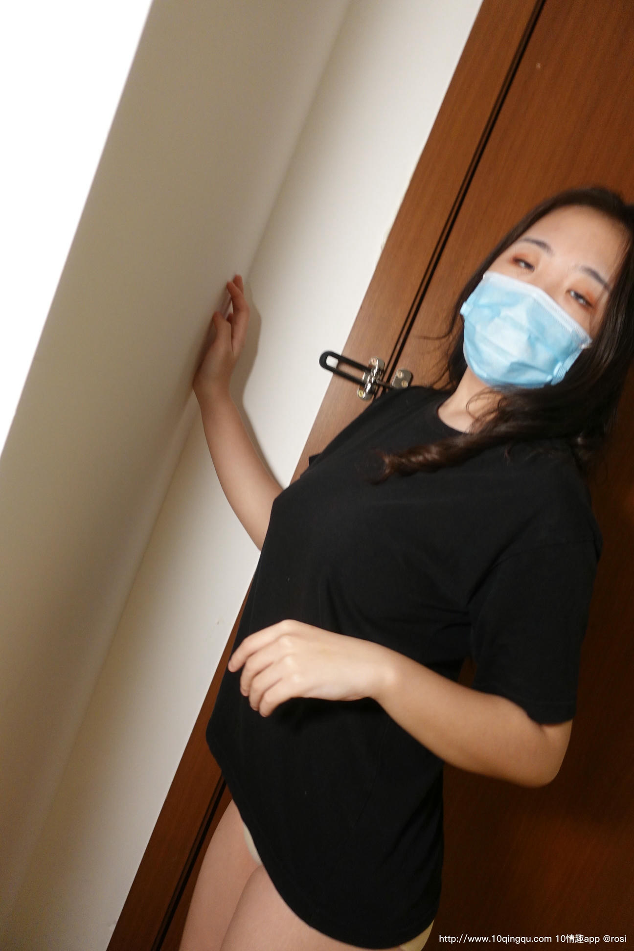 ROSI写真 口罩系列 2020.09.09 NO.1550[73+1P／86.5MB]_第1集