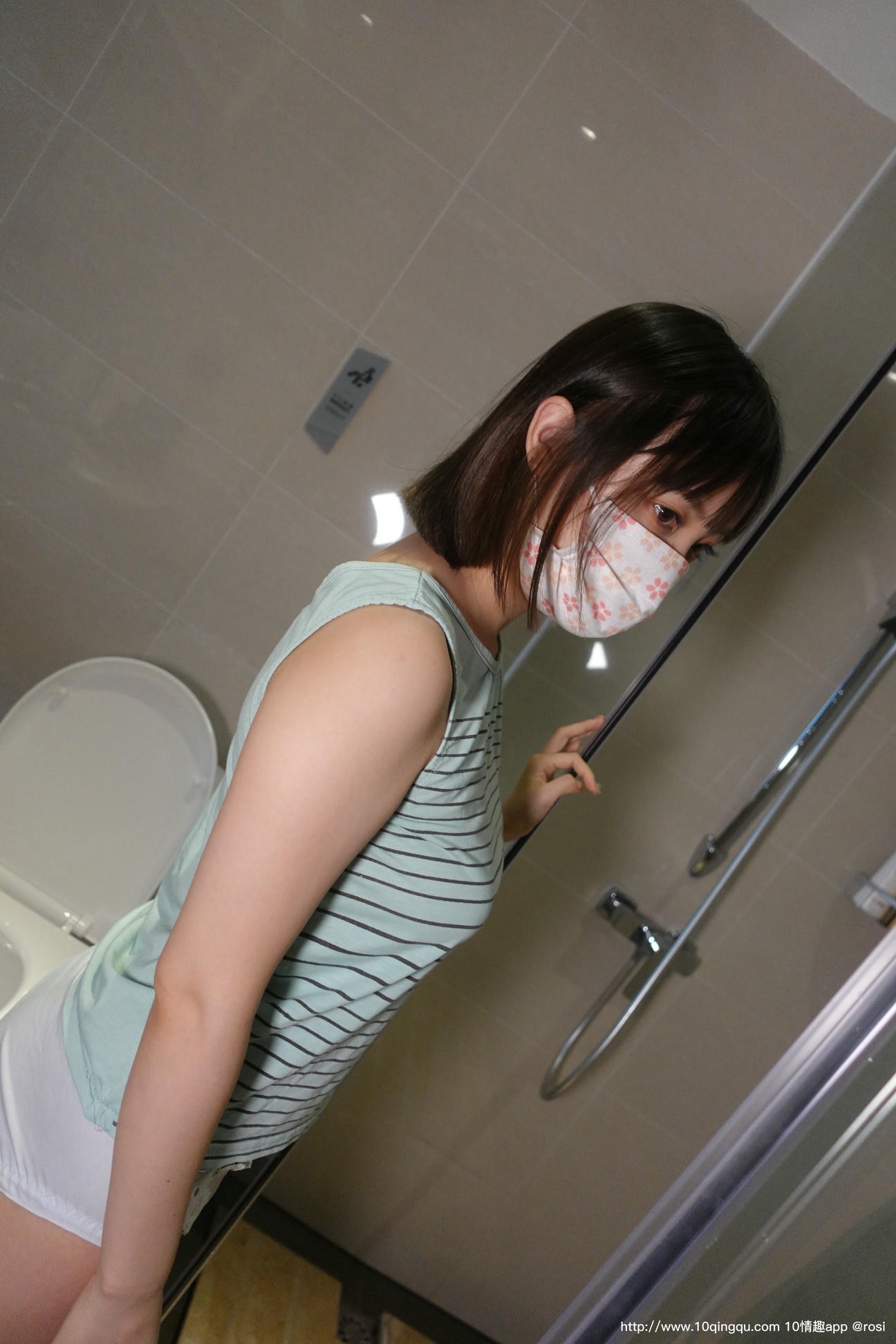 ROSI写真 口罩系列 2020.09.15 NO.1556[66+1P93M]_第1集