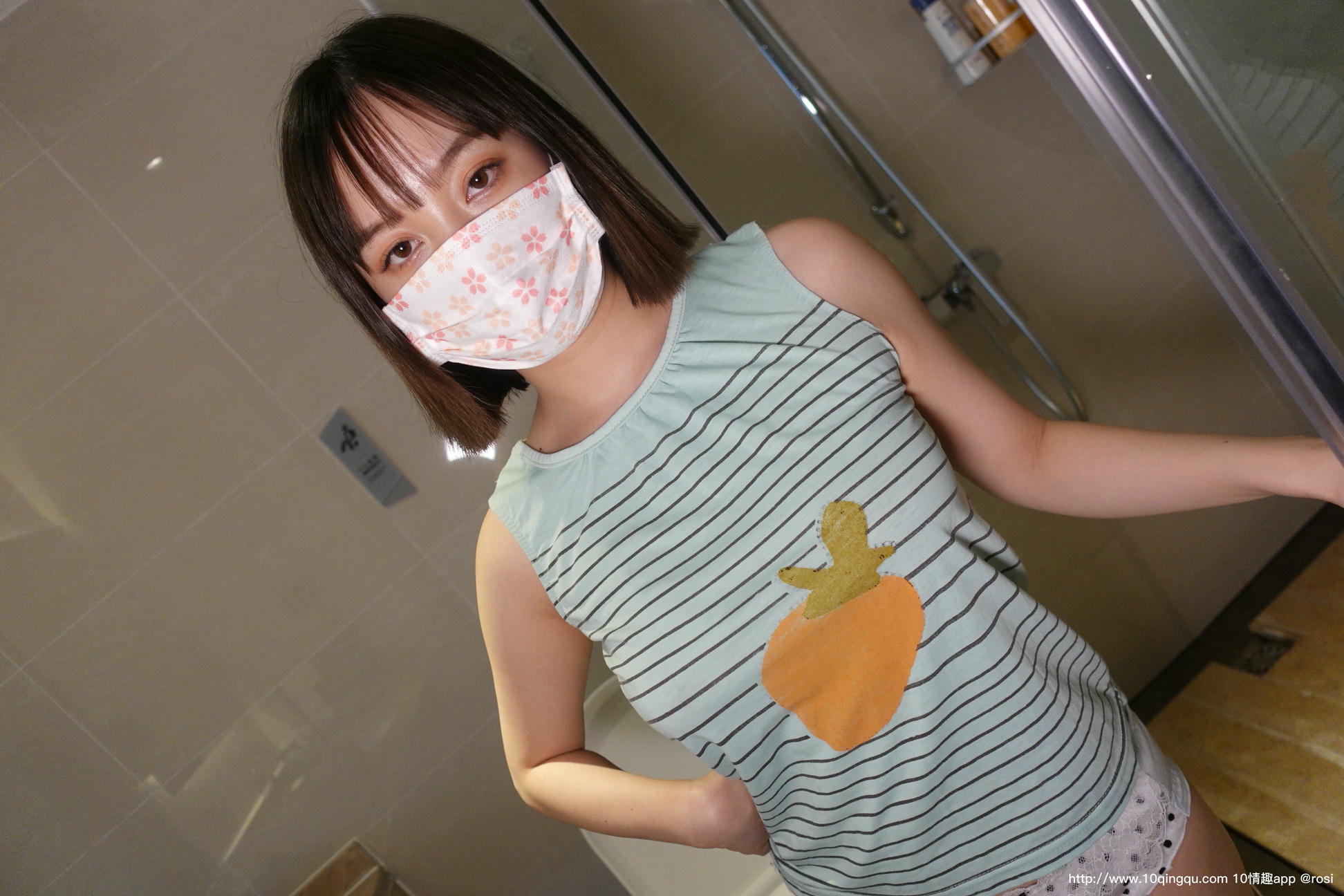ROSI写真 口罩系列 2020.09.15 NO.1556[66+1P93M]_第1集
