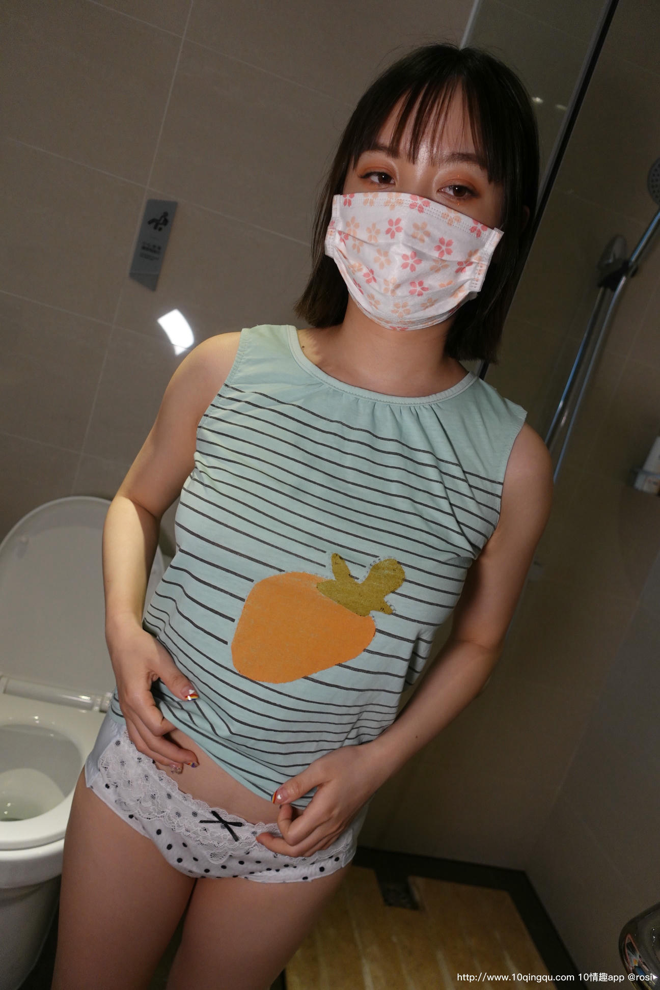 ROSI写真 口罩系列 2020.09.15 NO.1556[66+1P93M]_第1集