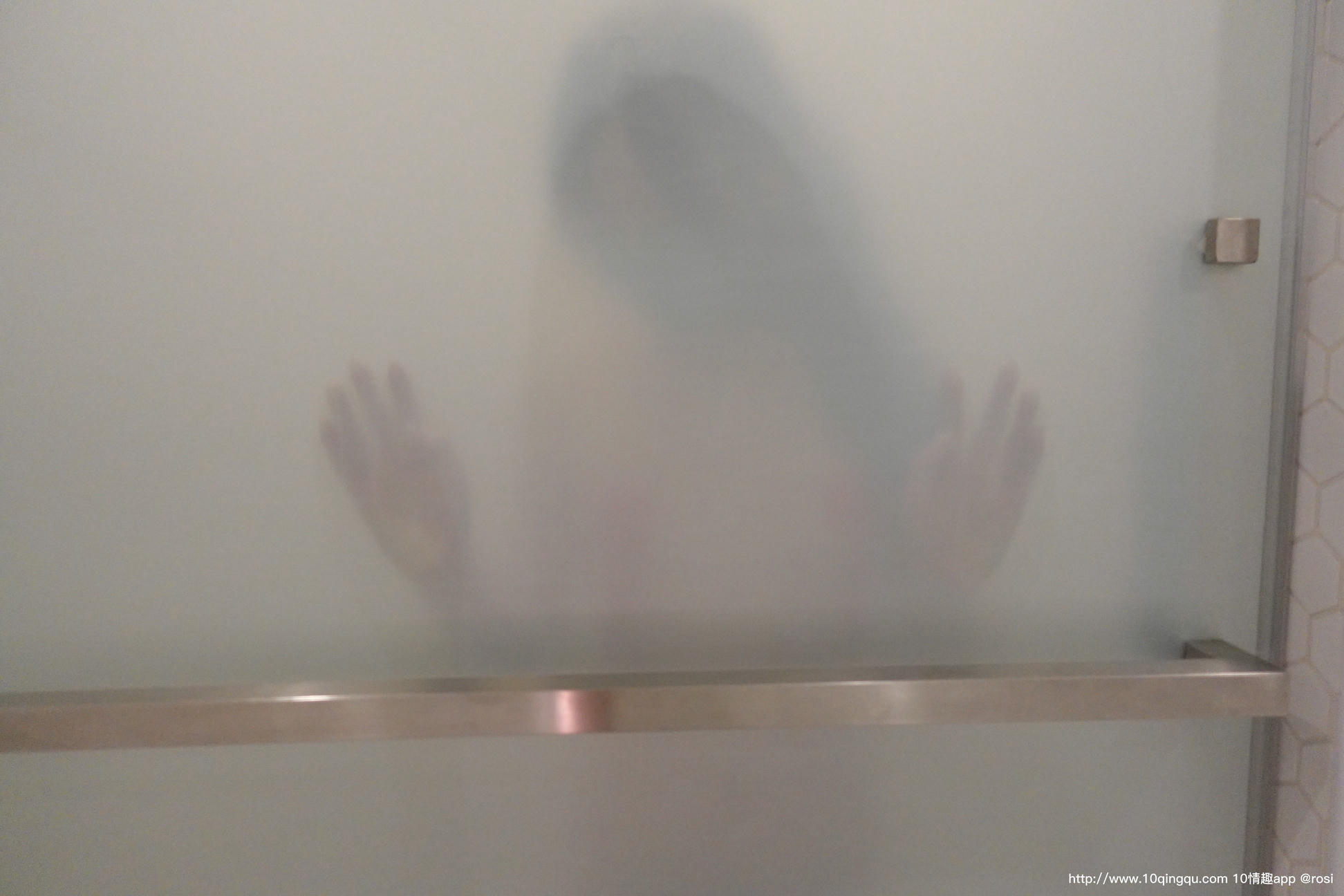 ROSI写真 口罩系列 2020.09.26 NO.1567[61+1P／84.1MB]_第2集