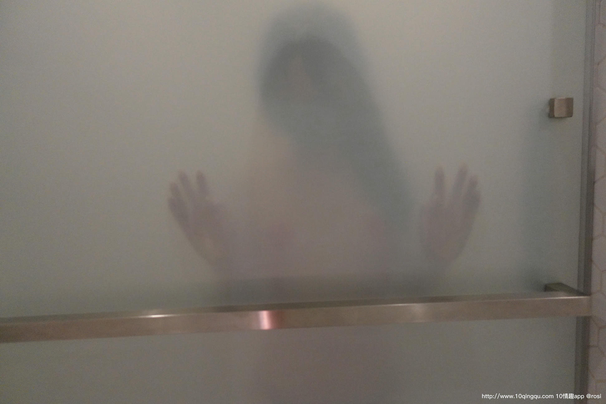 ROSI写真 口罩系列 2020.09.26 NO.1567[61+1P／84.1MB]_第2集