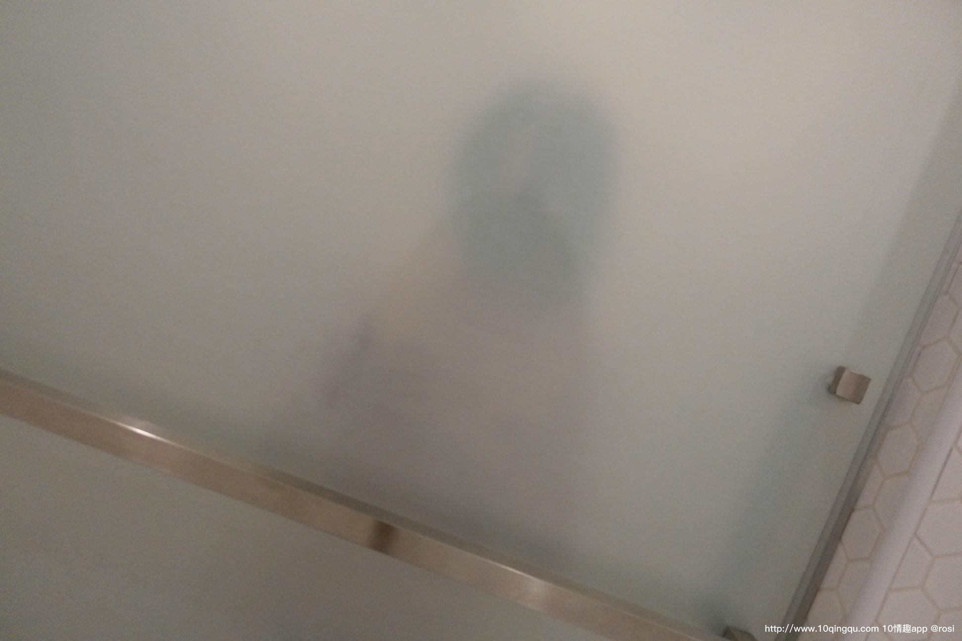 ROSI写真 口罩系列 2020.09.26 NO.1567[61+1P／84.1MB]_第3集