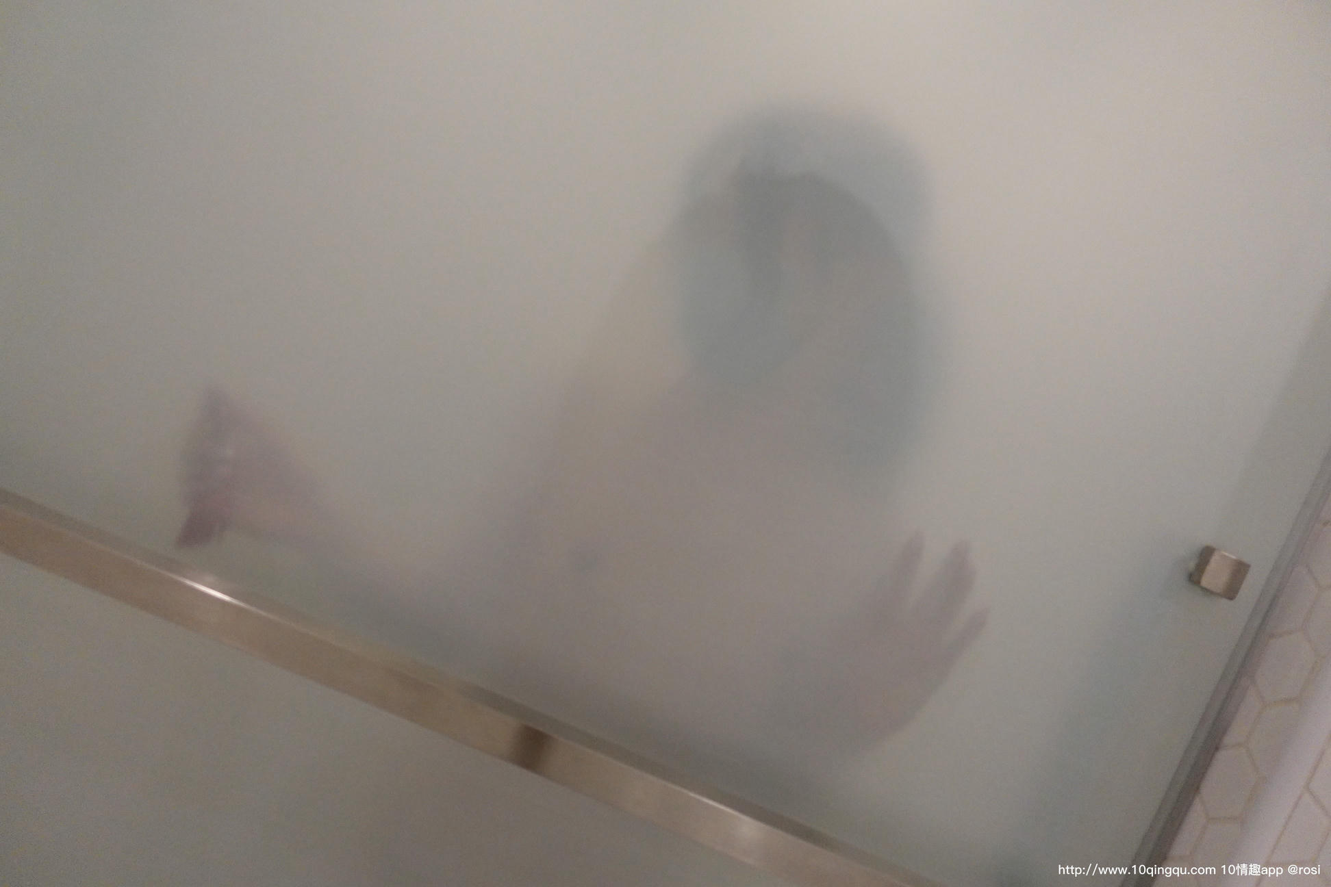 ROSI写真 口罩系列 2020.09.26 NO.1567[61+1P／84.1MB]_第3集