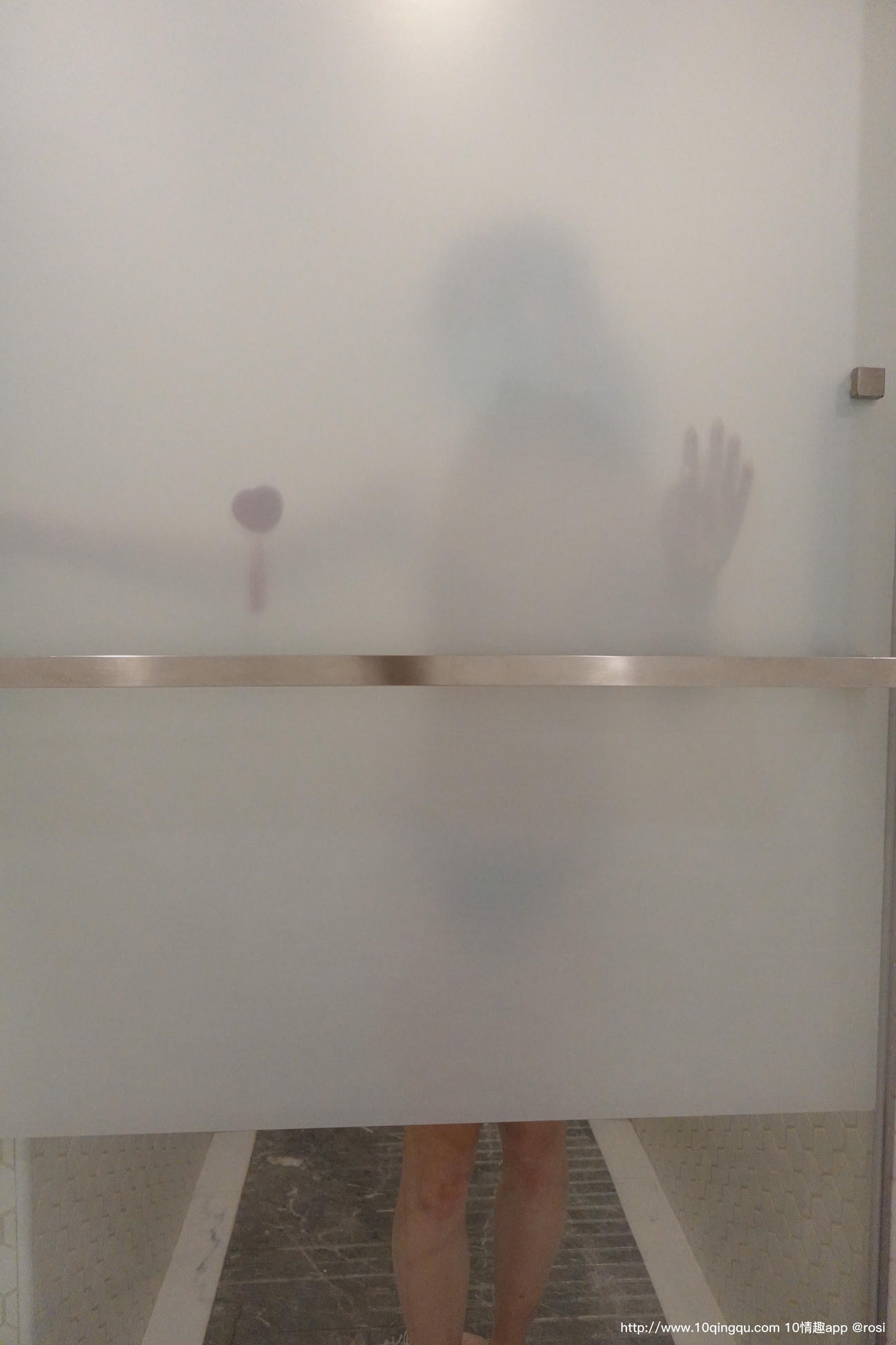 ROSI写真 口罩系列 2020.09.26 NO.1567[61+1P／84.1MB]_第3集