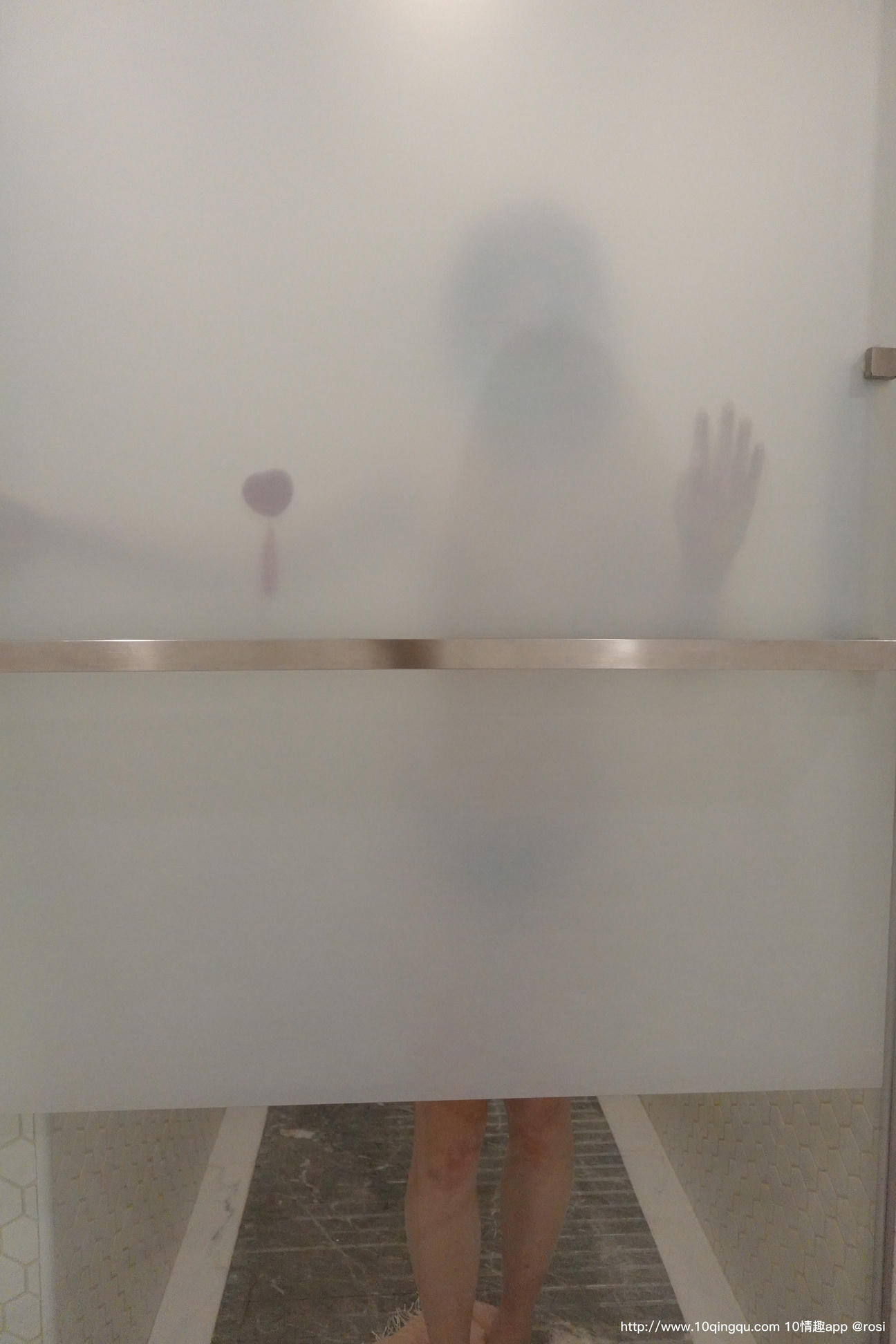 ROSI写真 口罩系列 2020.09.26 NO.1567[61+1P／84.1MB]_第3集