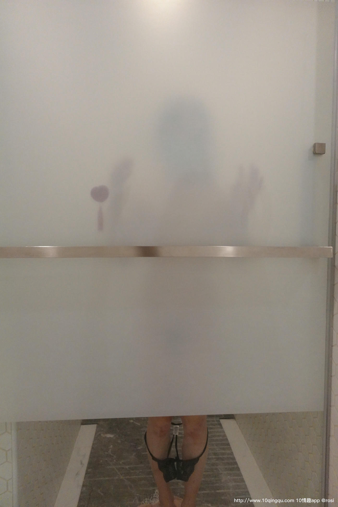 ROSI写真 口罩系列 2020.09.26 NO.1567[61+1P／84.1MB]_第3集