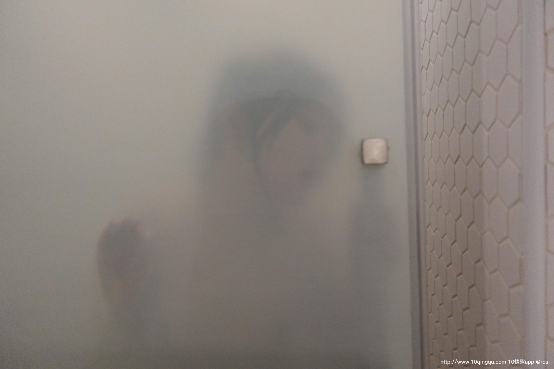 ROSI写真 口罩系列 2020.09.26 NO.1567[61+1P／84.1MB]_第3集