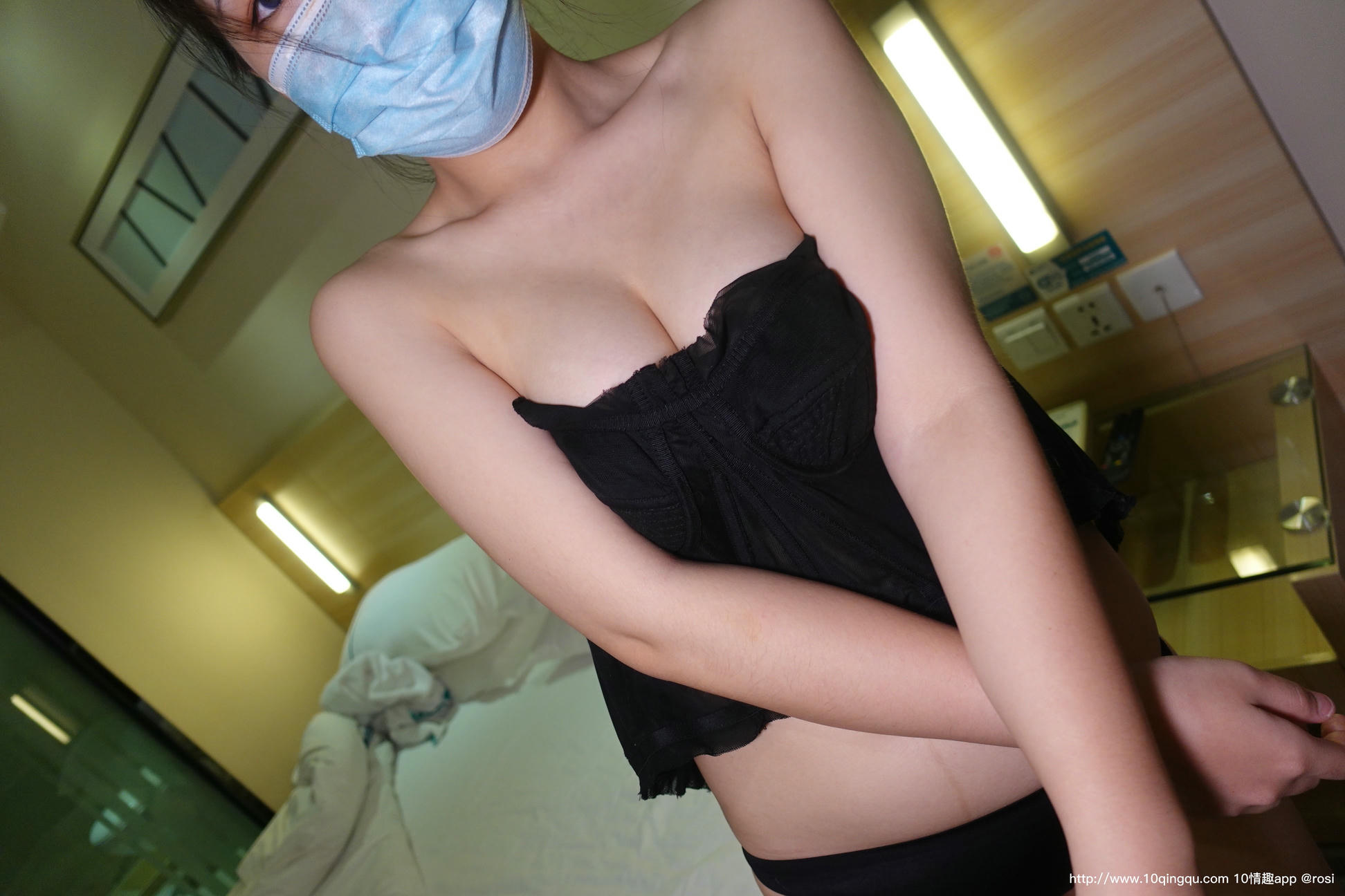ROSI写真 口罩系列 2020.10.12 NO.1583[68+1P／84.6MB]_第3集