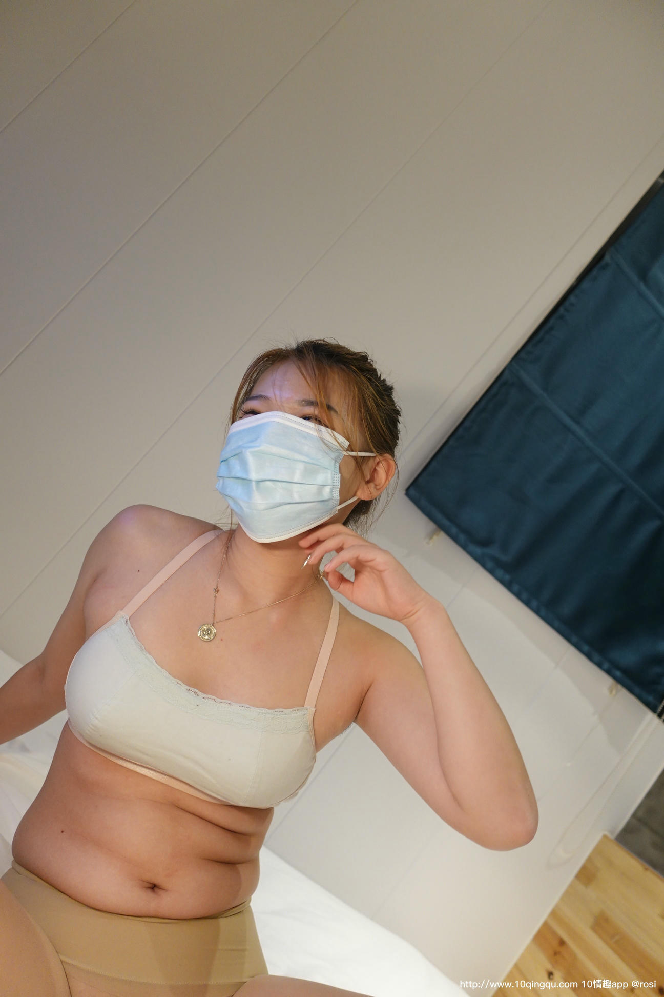 ROSI写真 口罩系列 2020.10.13 NO.1584[40P／46.2MB]_第1集