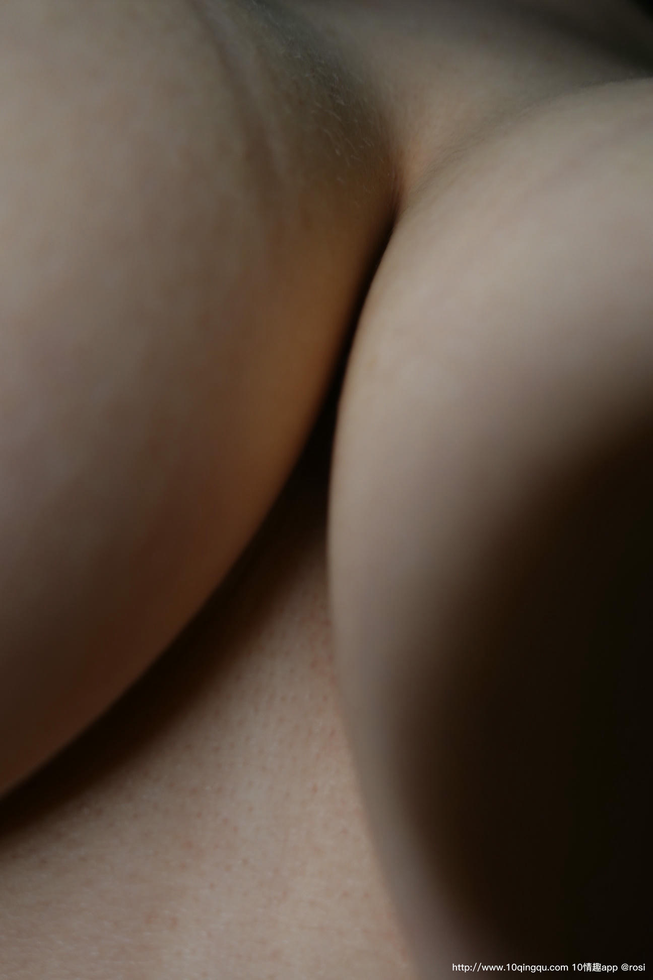 ROSI写真 口罩系列 2020.10.16 NO.1587[66+1P／81.6MB]_第1集
