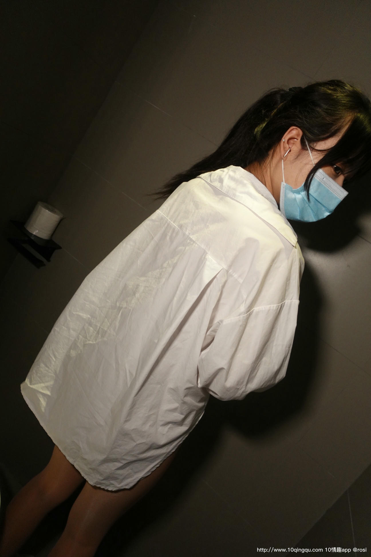 ROSI写真 口罩系列 2020.11.26 NO.1628[96+1P／128MB]_第1集