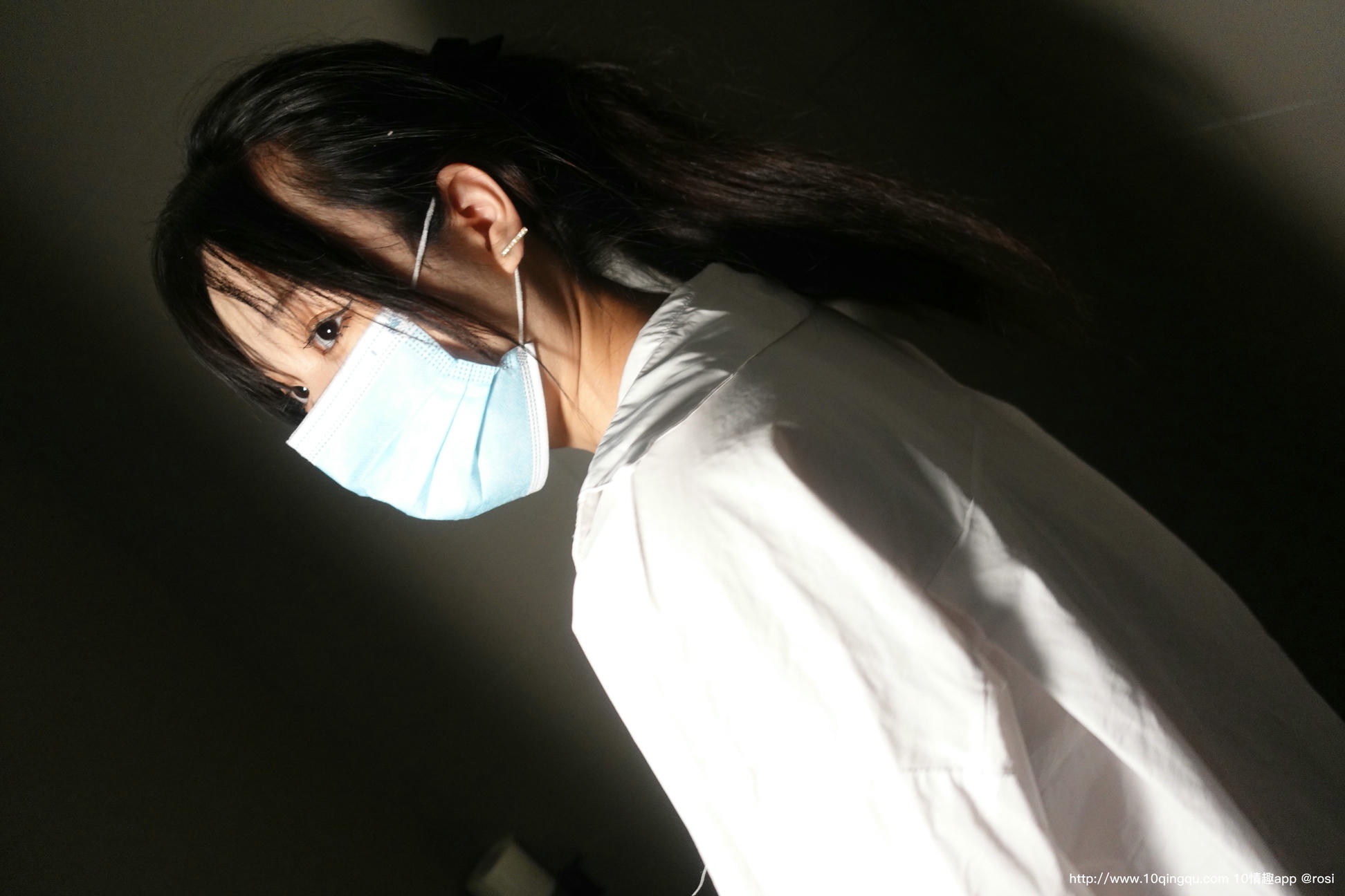 ROSI写真 口罩系列 2020.11.26 NO.1628[96+1P／128MB]_第1集