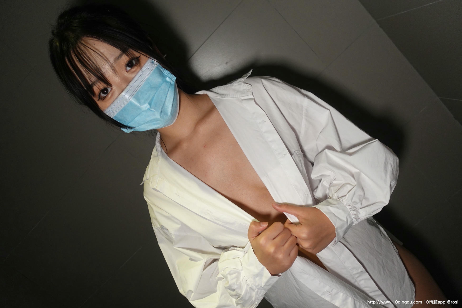 ROSI写真 口罩系列 2020.11.26 NO.1628[96+1P／128MB]_第1集