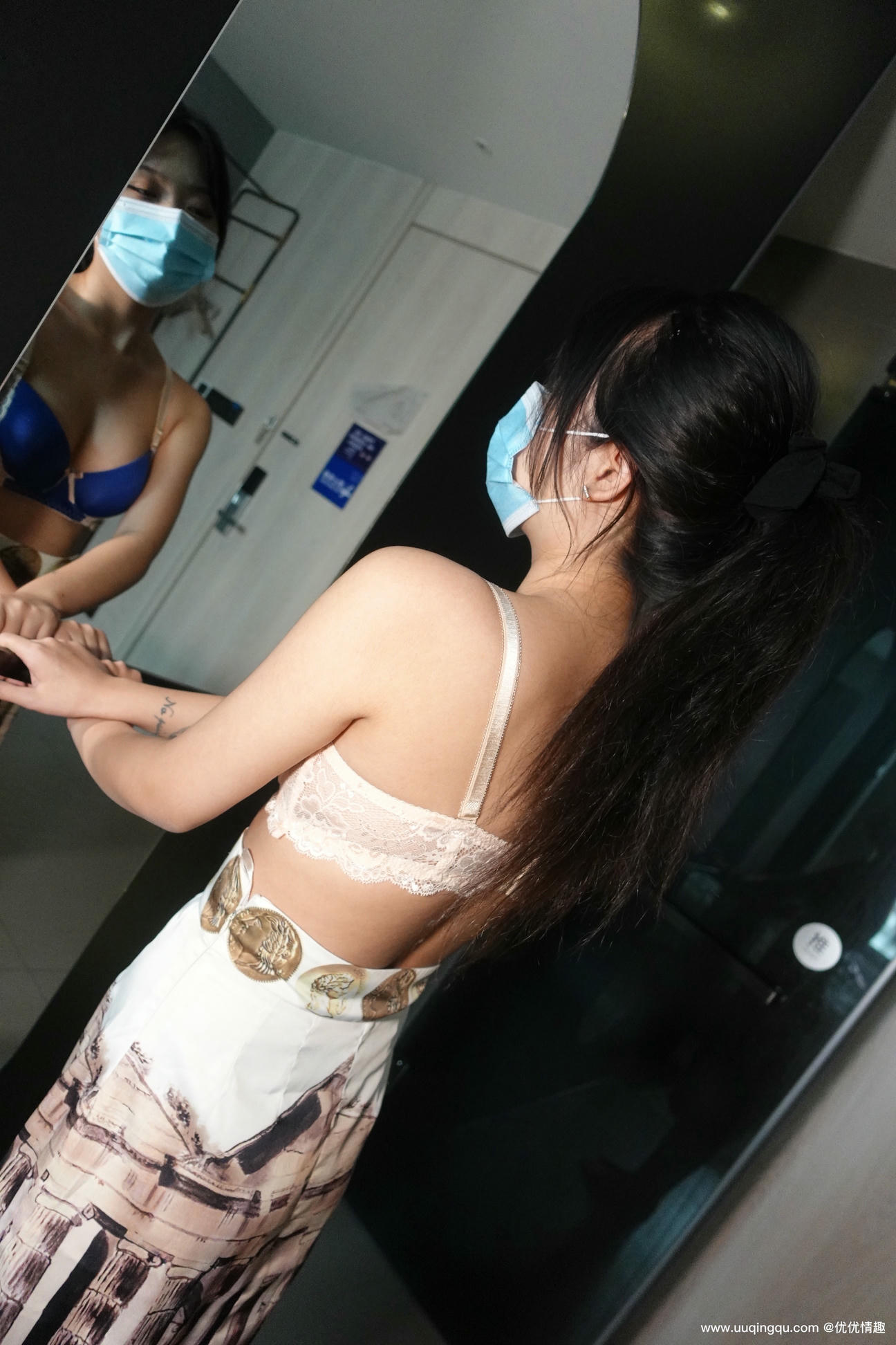 ROSI写真 口罩系列 2020.12.05 NO.1637[100+1P／106MB]_第1集