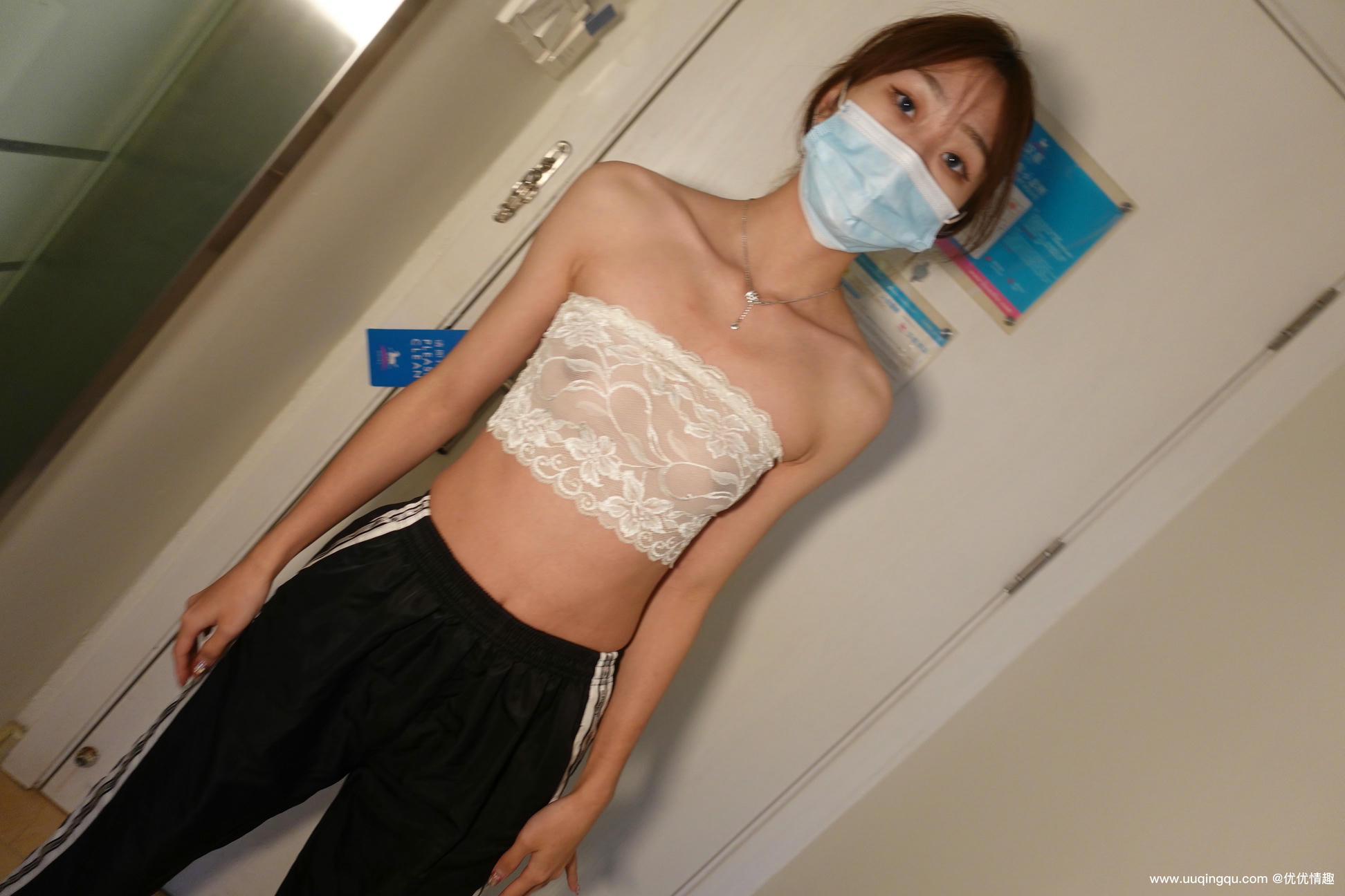 ROSI写真 口罩系列 2021.01.30 NO.1693[71+1P／86.9MB]_第1集