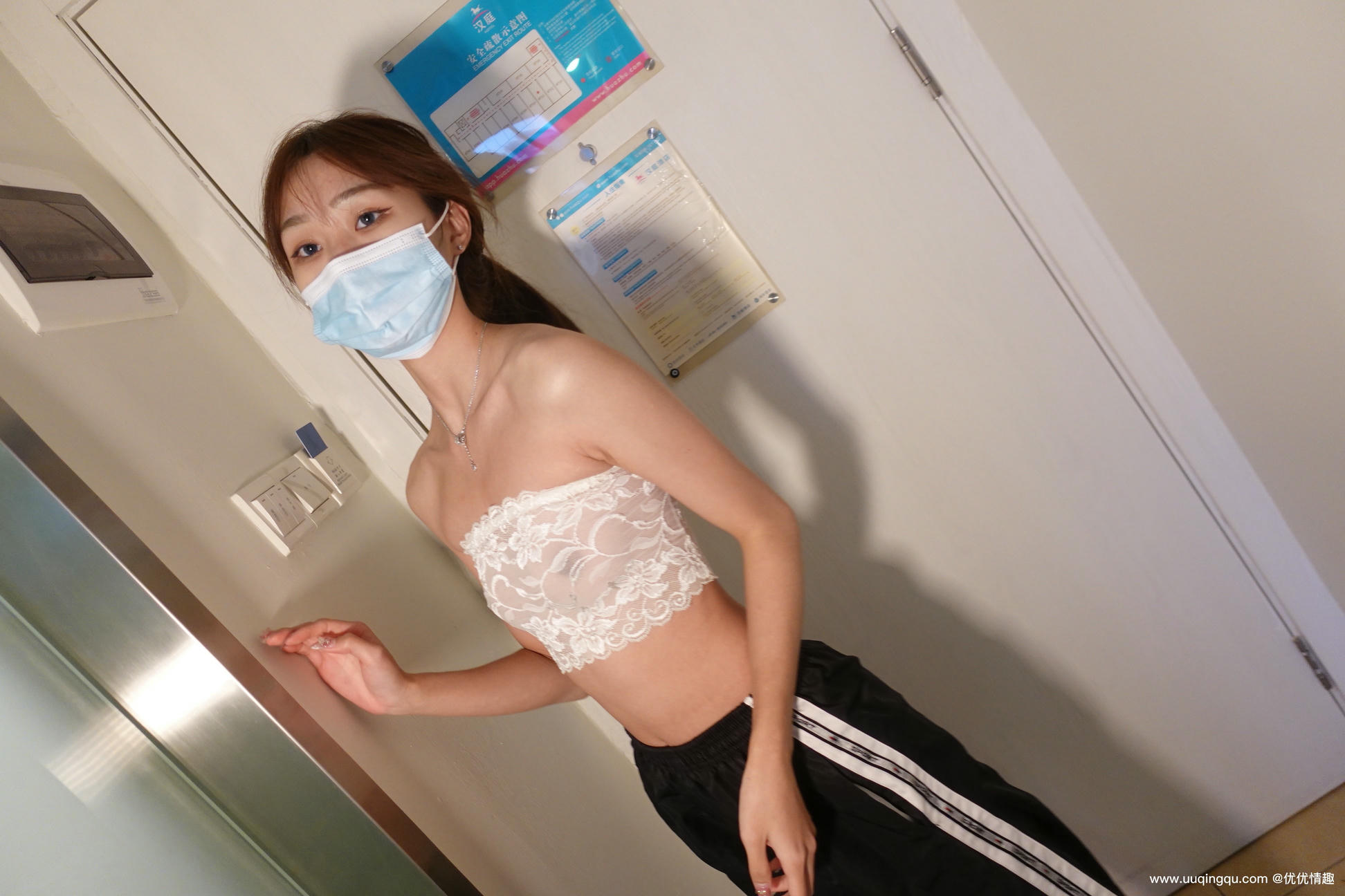 ROSI写真 口罩系列 2021.01.30 NO.1693[71+1P／86.9MB]_第1集