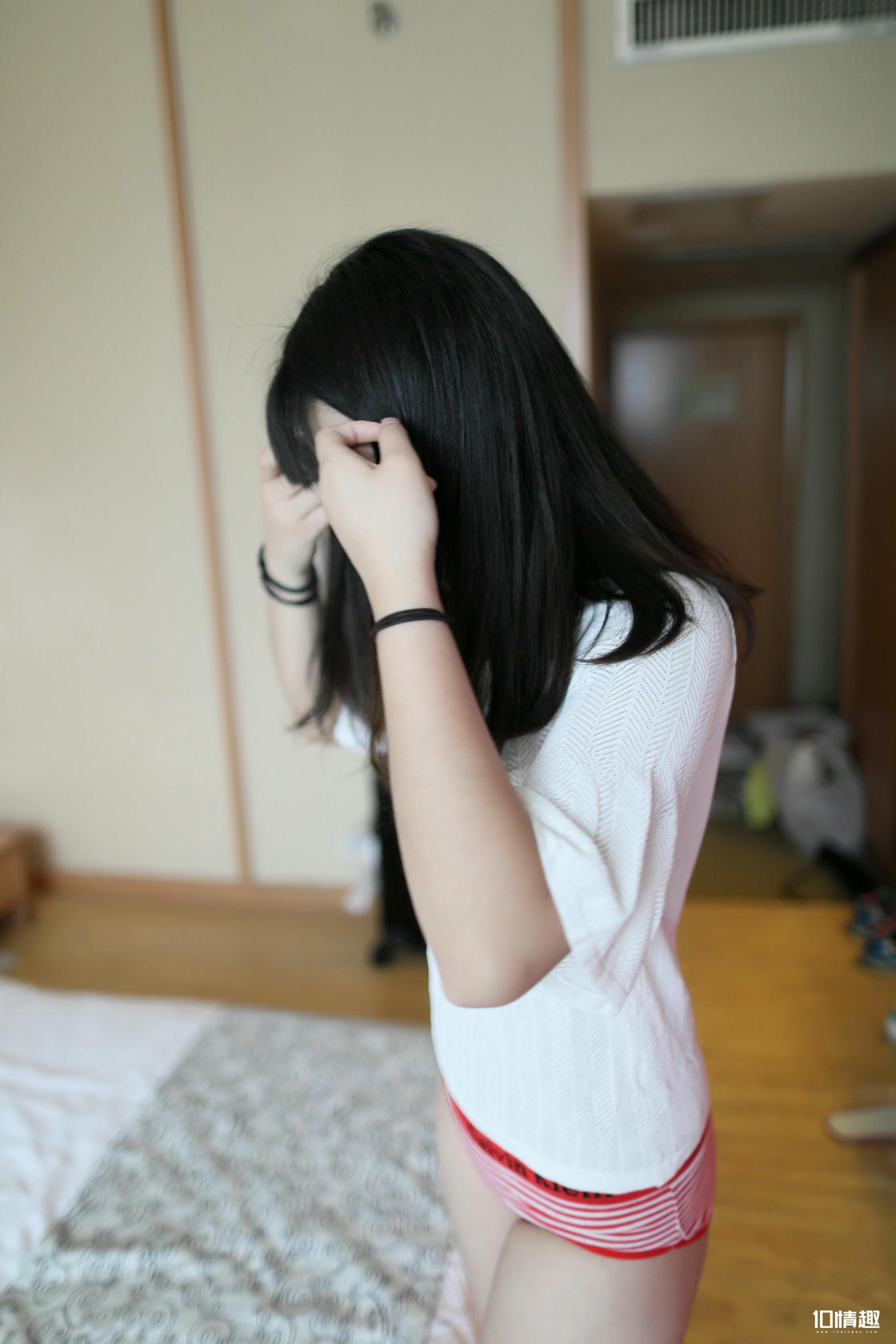 ROSI写真 口罩系列 2018.05.06 NO.0693 [43+1P-37.1M]_第1集
