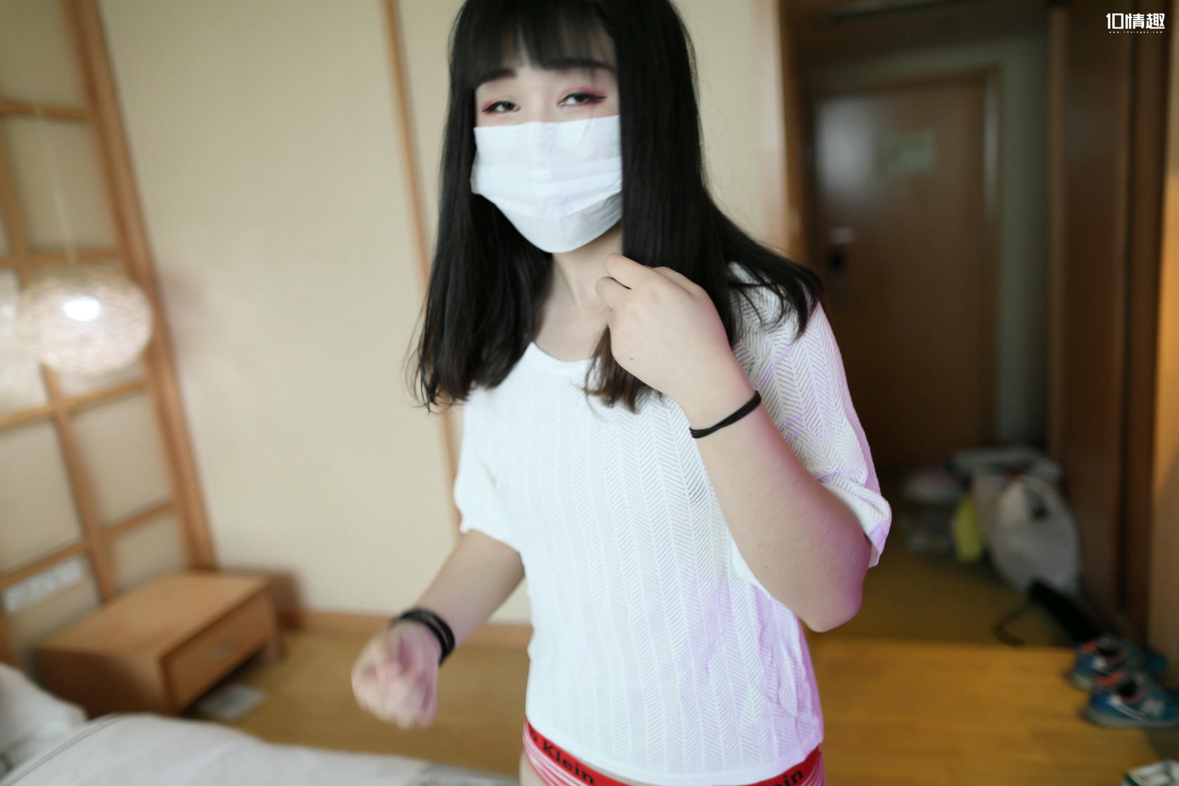 ROSI写真 口罩系列 2018.05.06 NO.0693 [43+1P-37.1M]_第1集