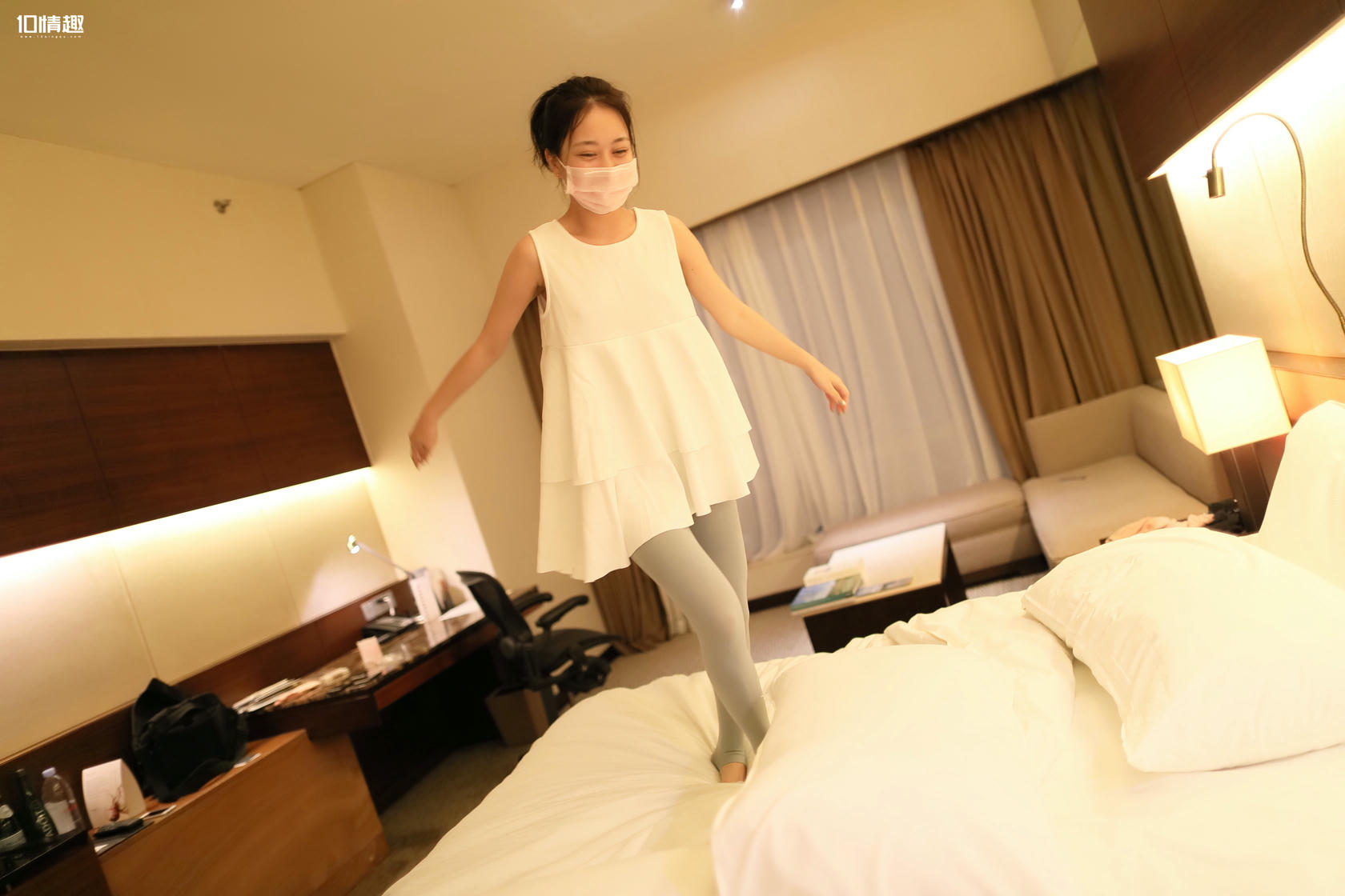 ROSI写真 口罩系列 2018.06.18 NO.0736 [55+1P-40.3M]_第1集