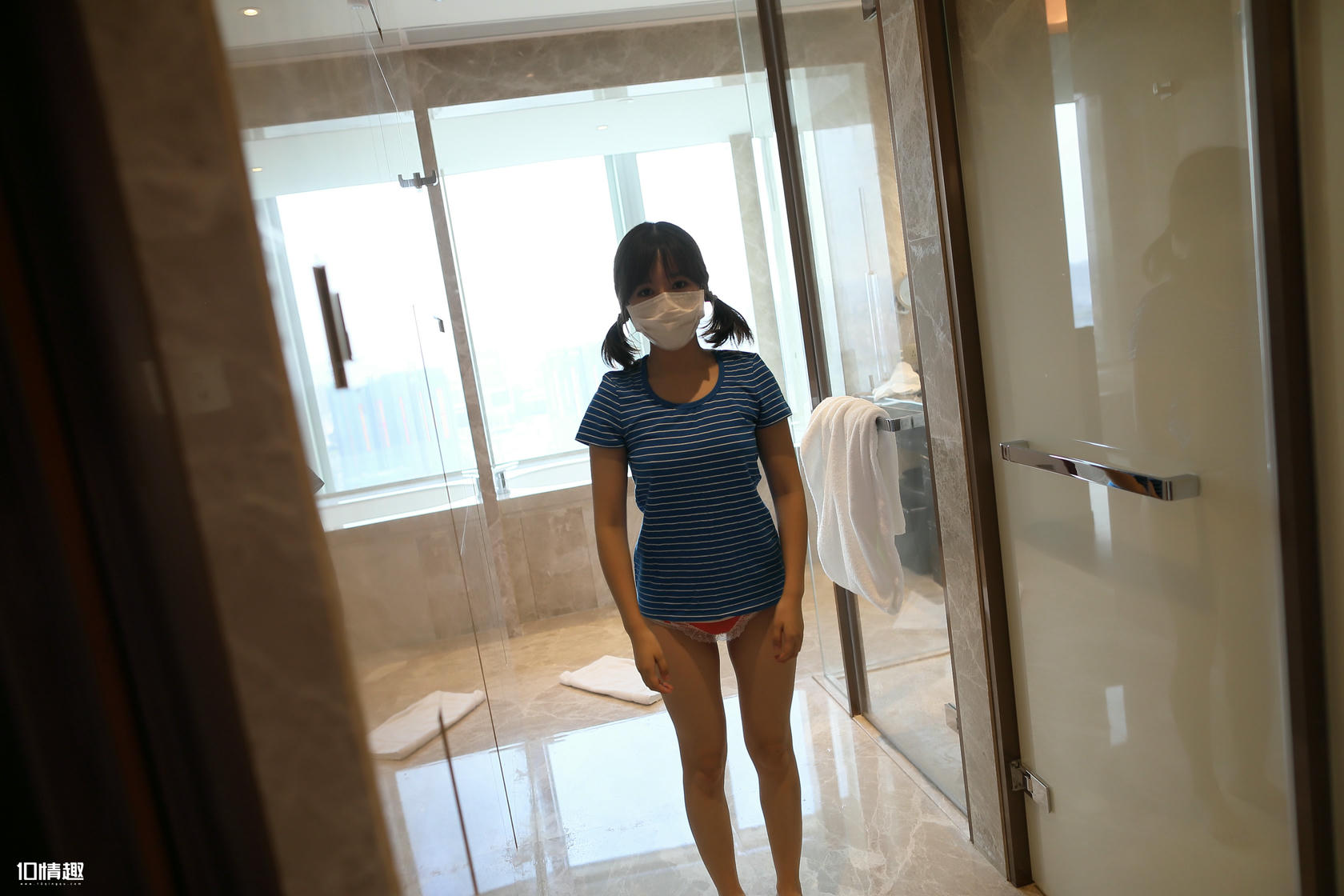 ROSI写真 口罩系列 2018.07.27 NO.0775 [64+1P-57.0M]_第1集