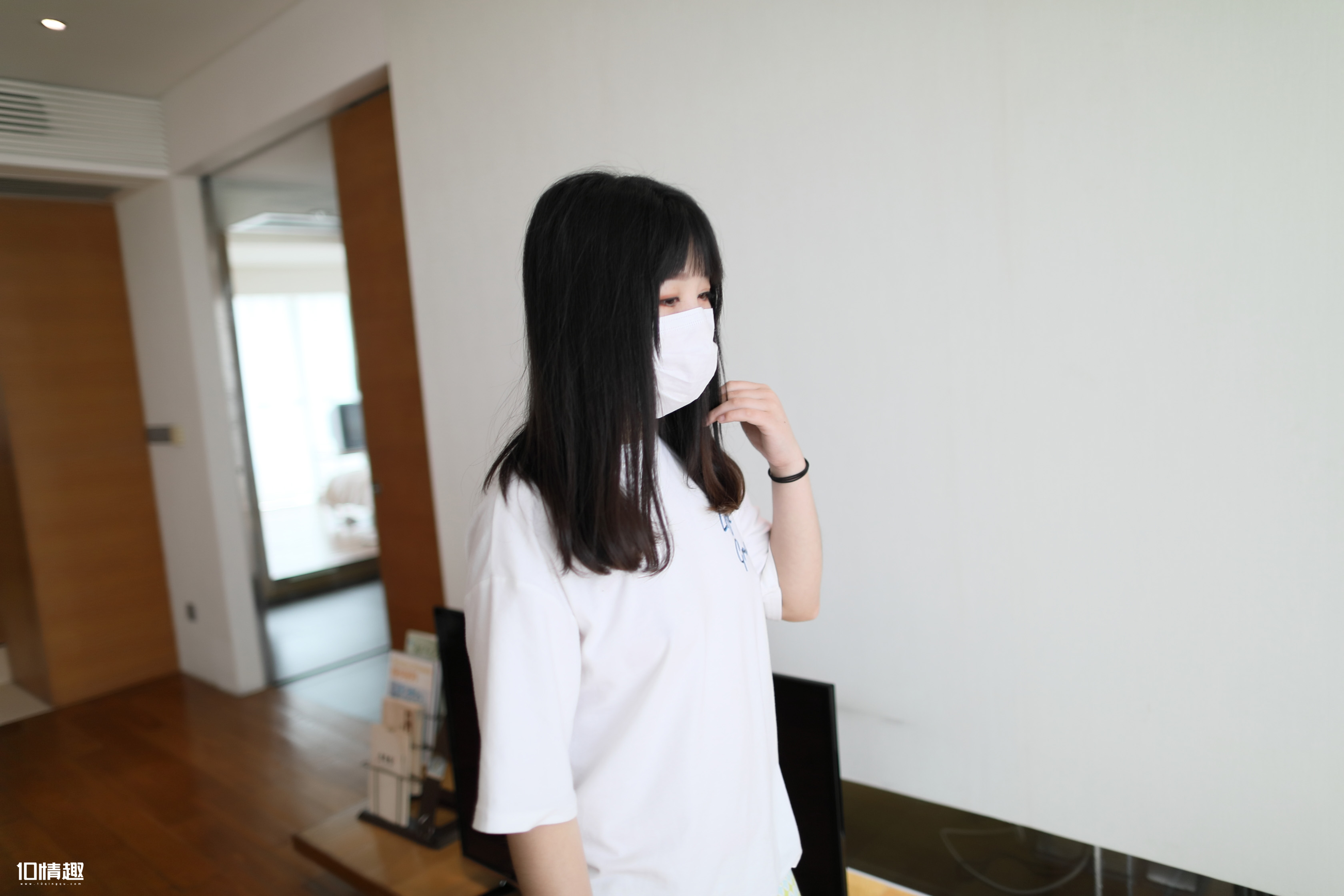 ROSI写真 口罩系列 2018.09.06 NO.0816 [31+1P-30.0M]_第1集