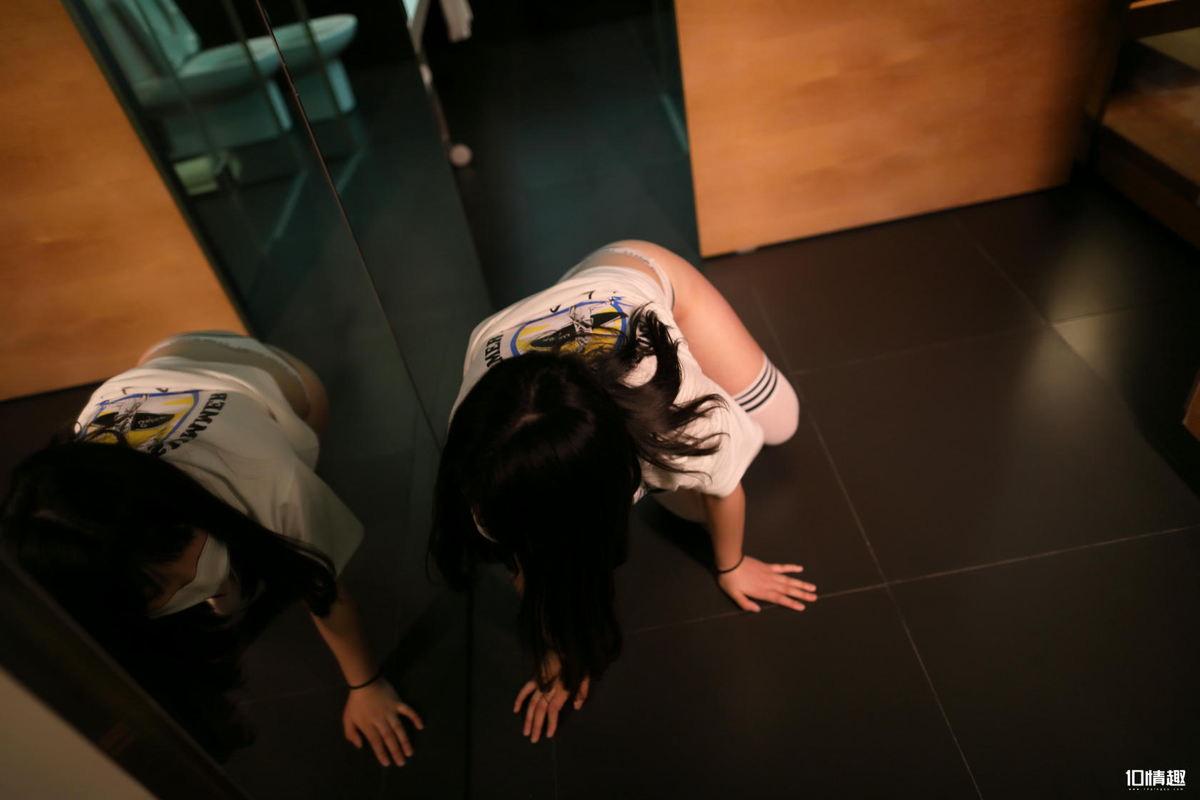 ROSI写真 口罩系列 2018.10.24 NO.0864 [41+1P-35.3M]_第1集