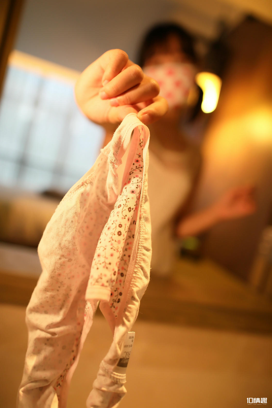 ROSI写真 口罩系列 2018.11.08 NO.0879 [36+1P-36.3M]_第2集