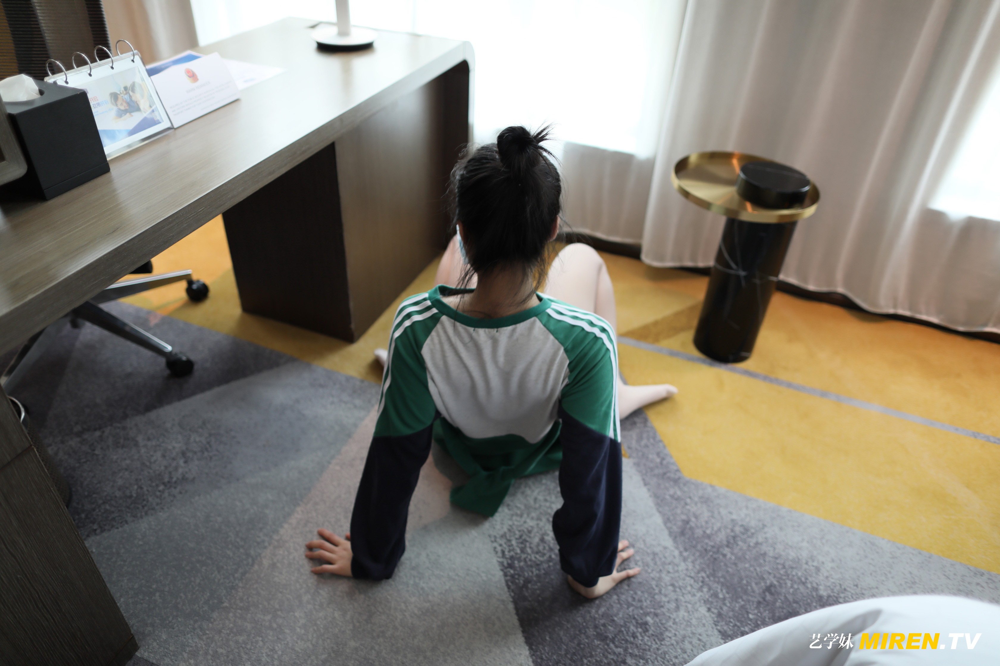ROSI艺学妹 2020.05.01 NO.0123[72+1P／52.3MB]_第2集