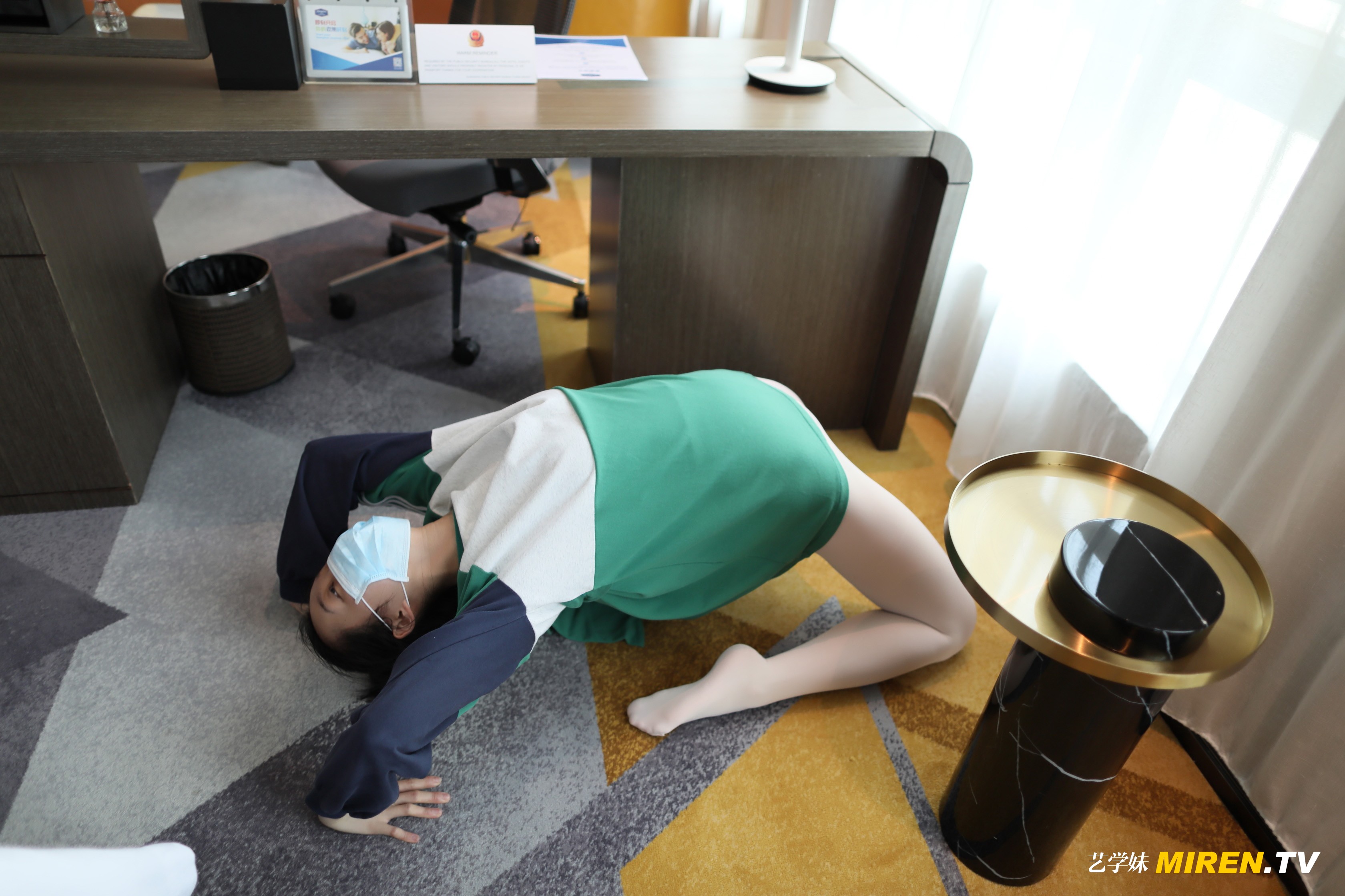 ROSI艺学妹 2020.05.01 NO.0123[72+1P／52.3MB]_第2集