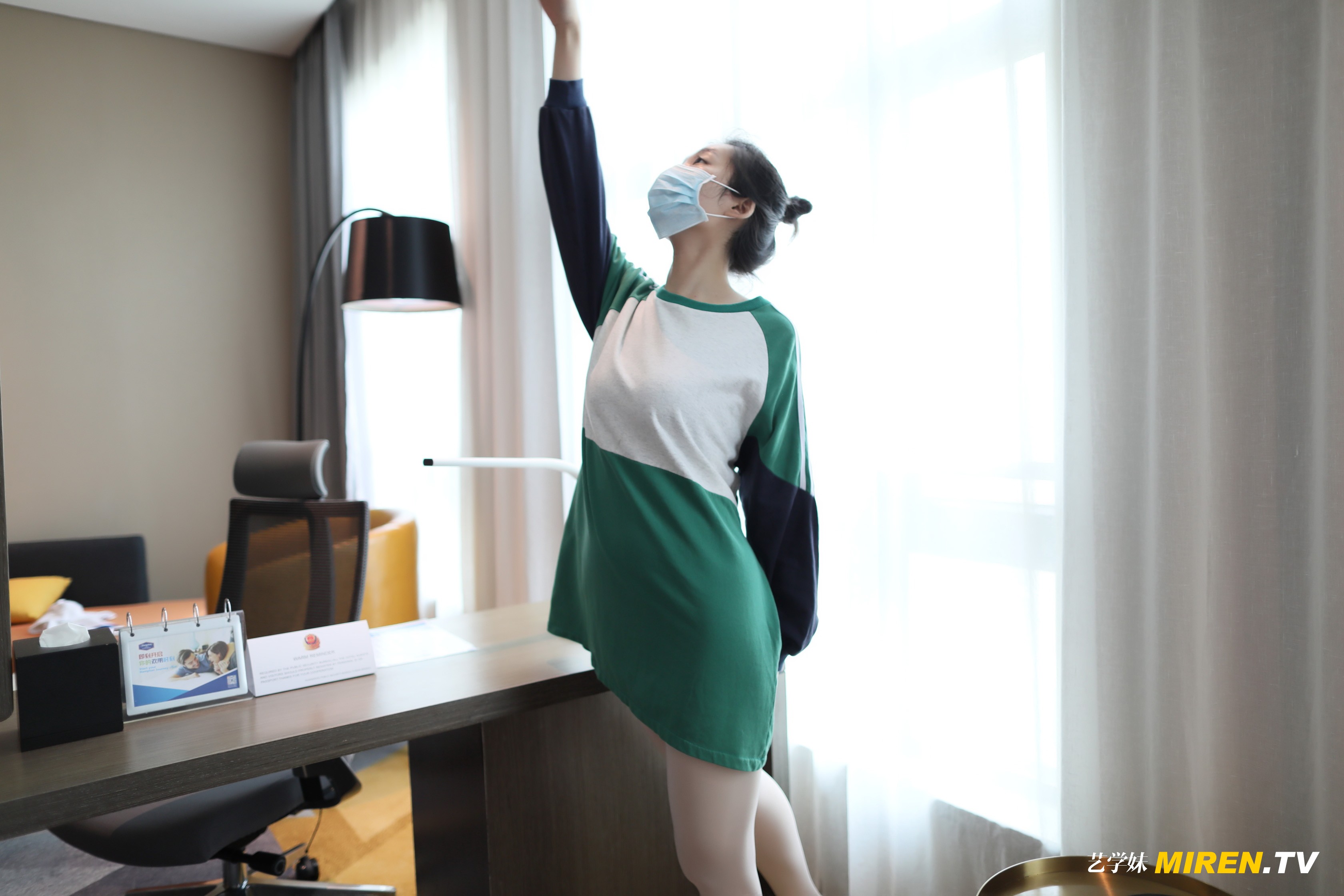 ROSI艺学妹 2020.05.01 NO.0123[72+1P／52.3MB]_第1集
