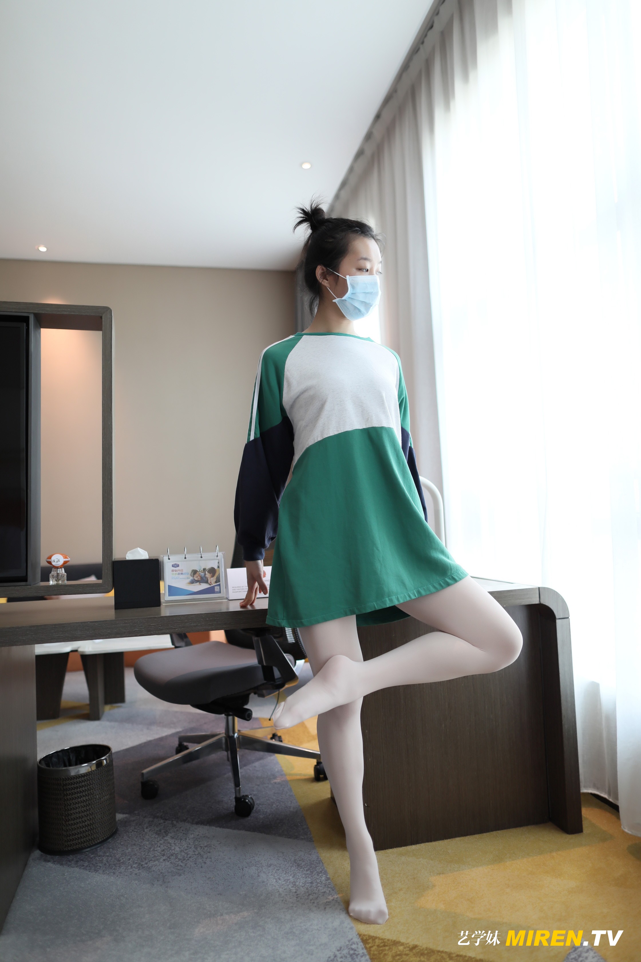 ROSI艺学妹 2020.05.01 NO.0123[72+1P／52.3MB]_第3集