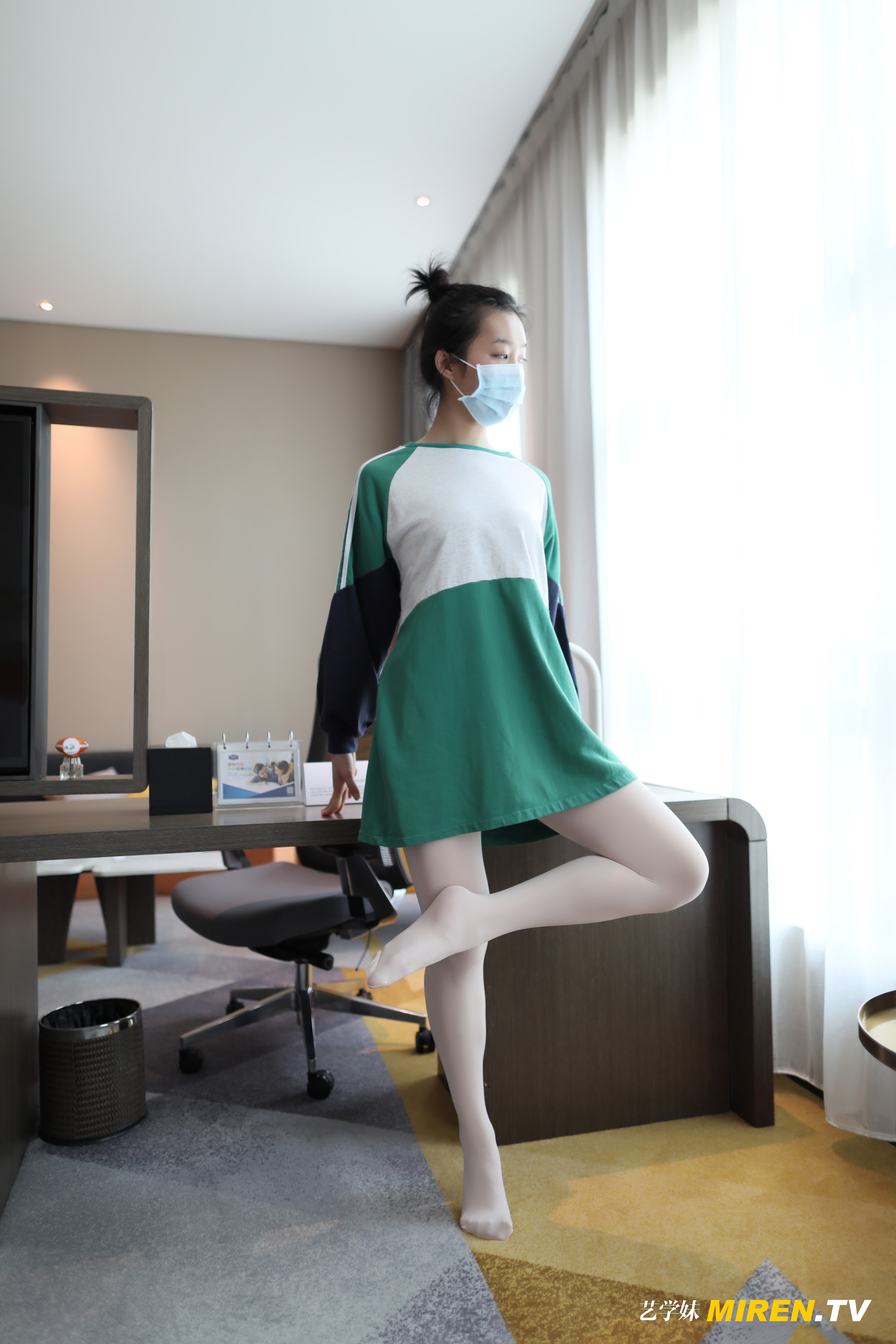 ROSI艺学妹 2020.05.01 NO.0123[72+1P／52.3MB]_第3集