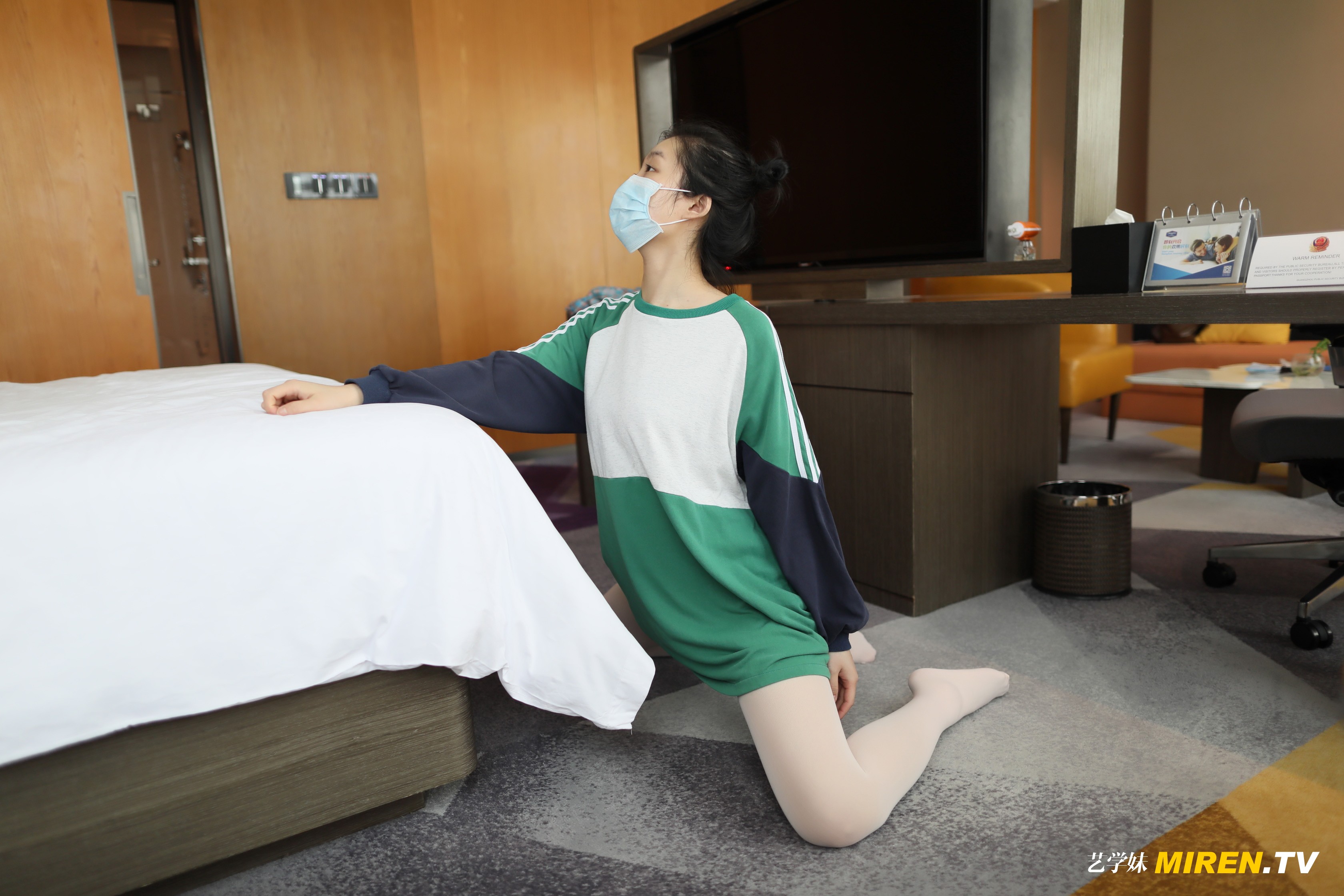 ROSI艺学妹 2020.05.01 NO.0123[72+1P／52.3MB]_第3集