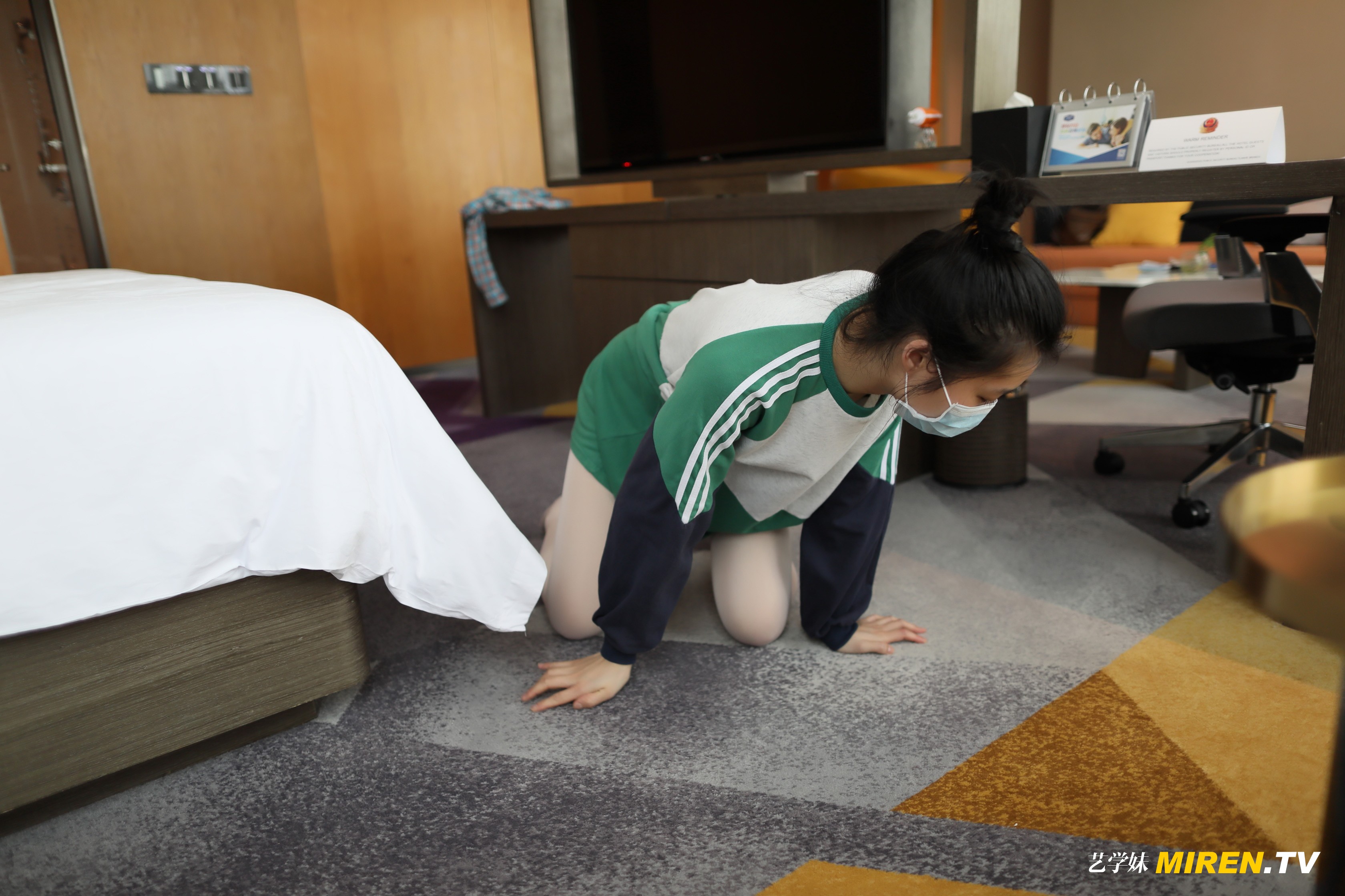 ROSI艺学妹 2020.05.01 NO.0123[72+1P／52.3MB]_第3集