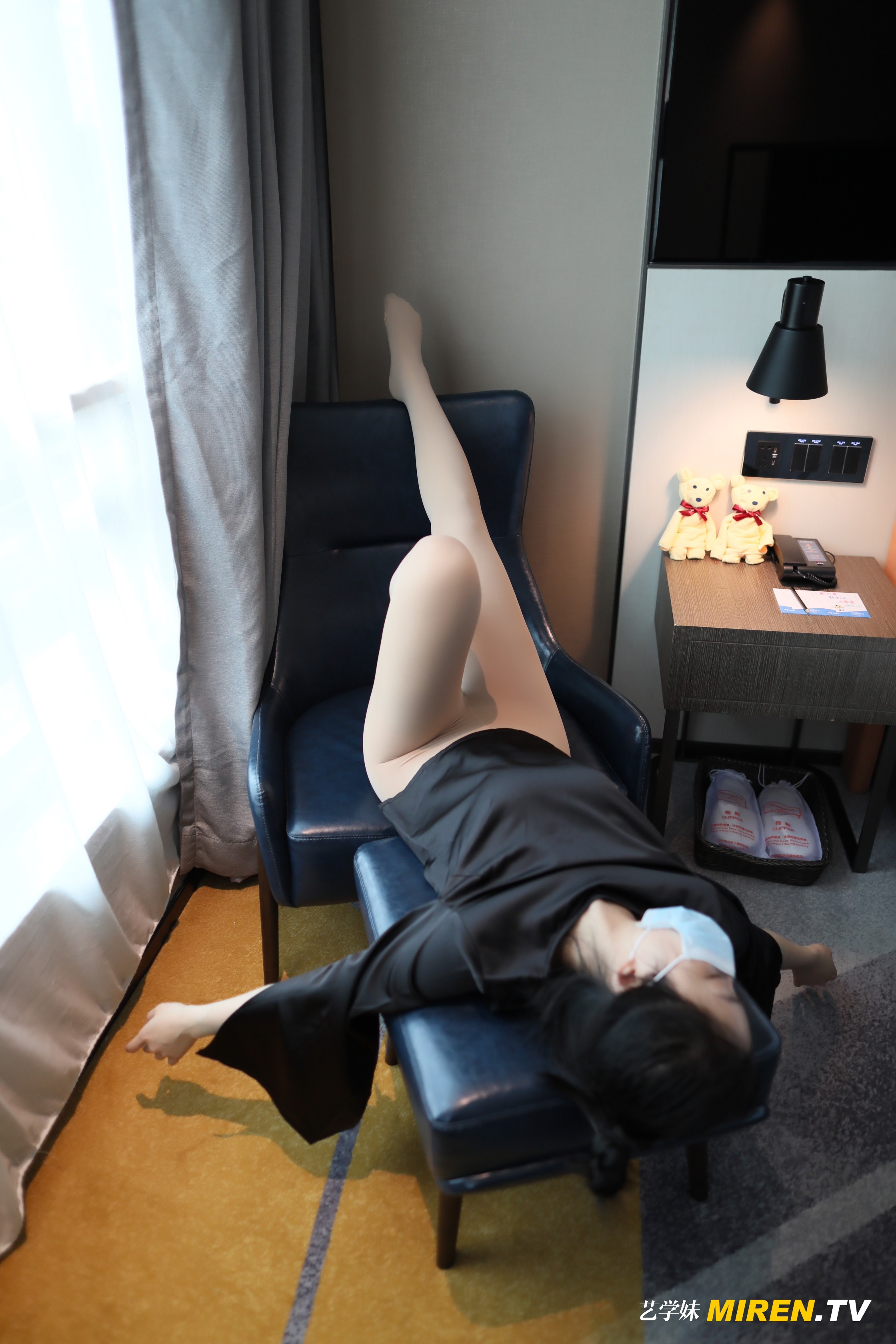 ROSI艺学妹 2020.06.28 NO.0141[73+1P／47.9MB]_第3集
