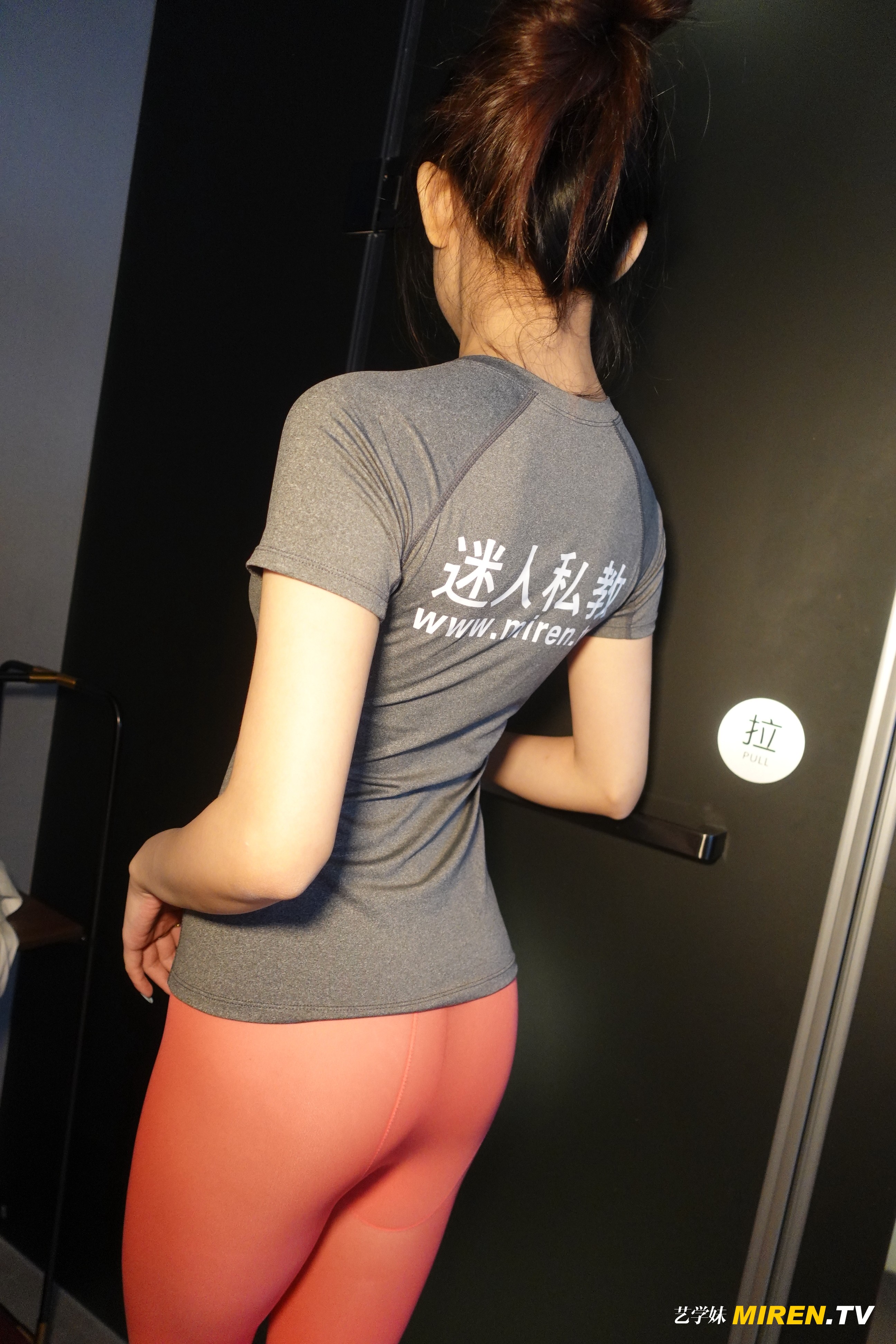 ROSI艺学妹 2020.07.20 NO.0155[78+1P／115MB]_第1集