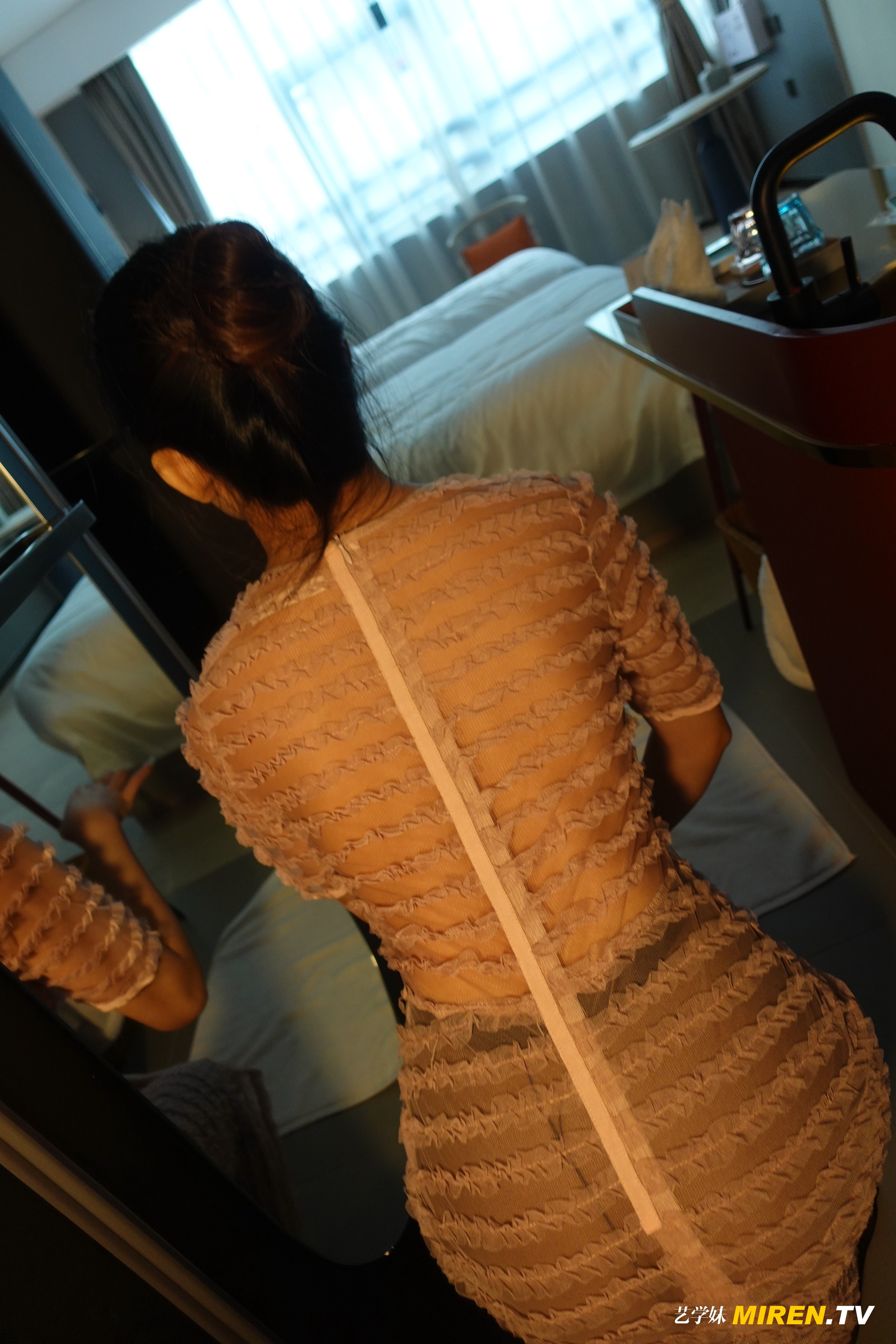ROSI艺学妹 2020.07.26 NO.0159[72+1P／117MB]_第1集
