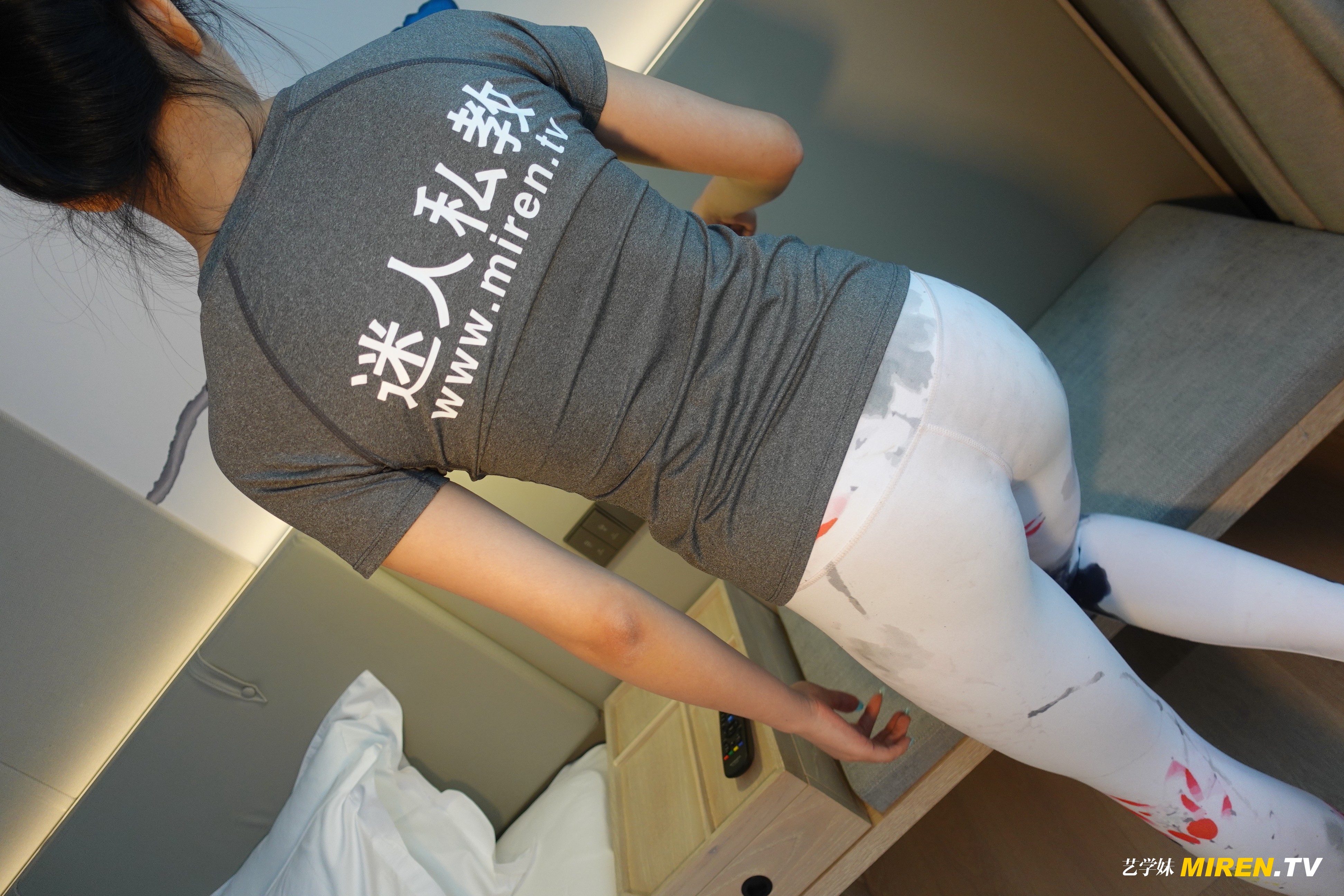 ROSI艺学妹 2020.08.01 NO.0162[84+1P／123MB]_第1集
